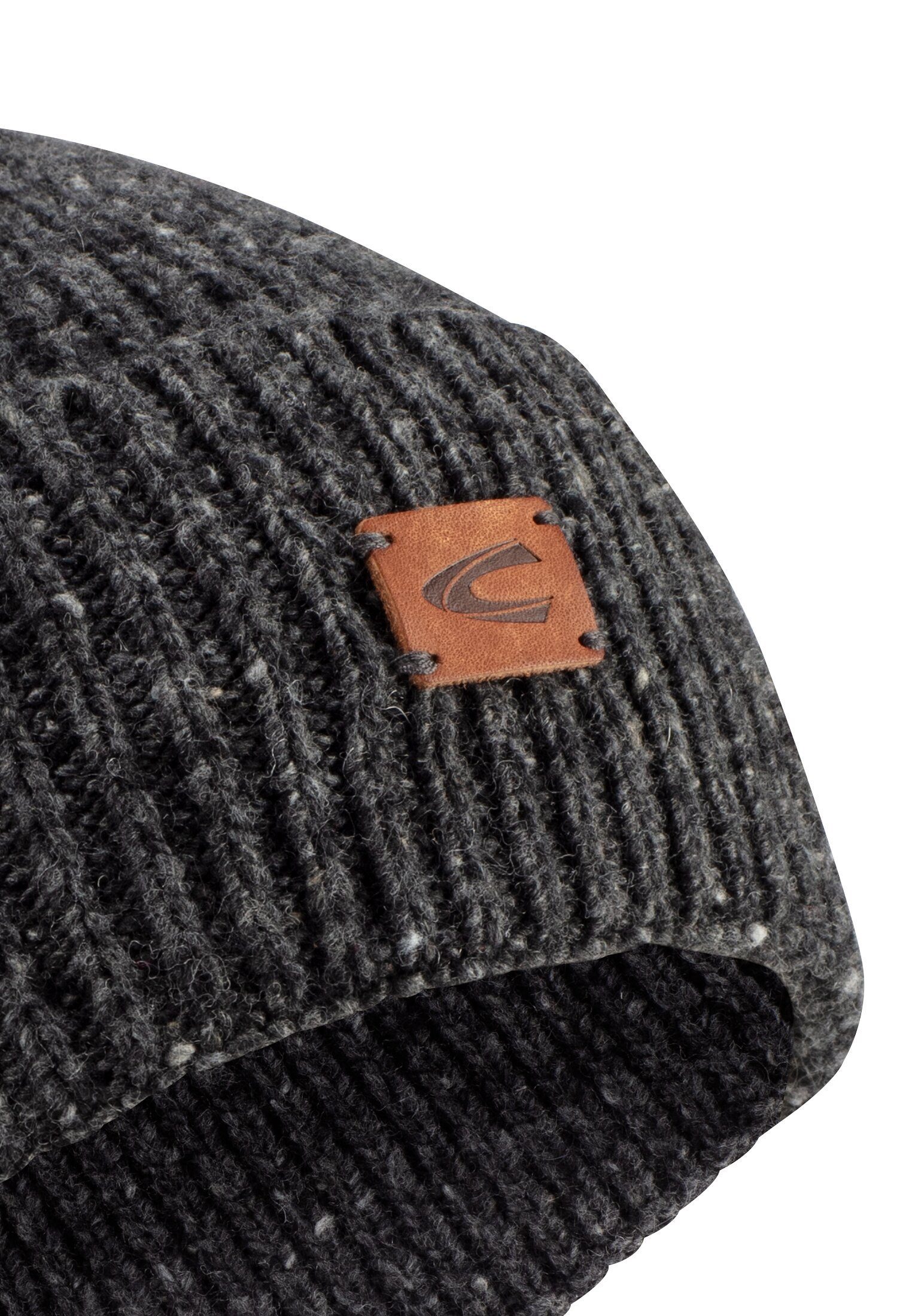 Beanie Dunkelgrau mit active Merinowolle camel