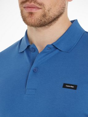 Calvin Klein Poloshirt mit Calvin Klein Logo auf der Brust