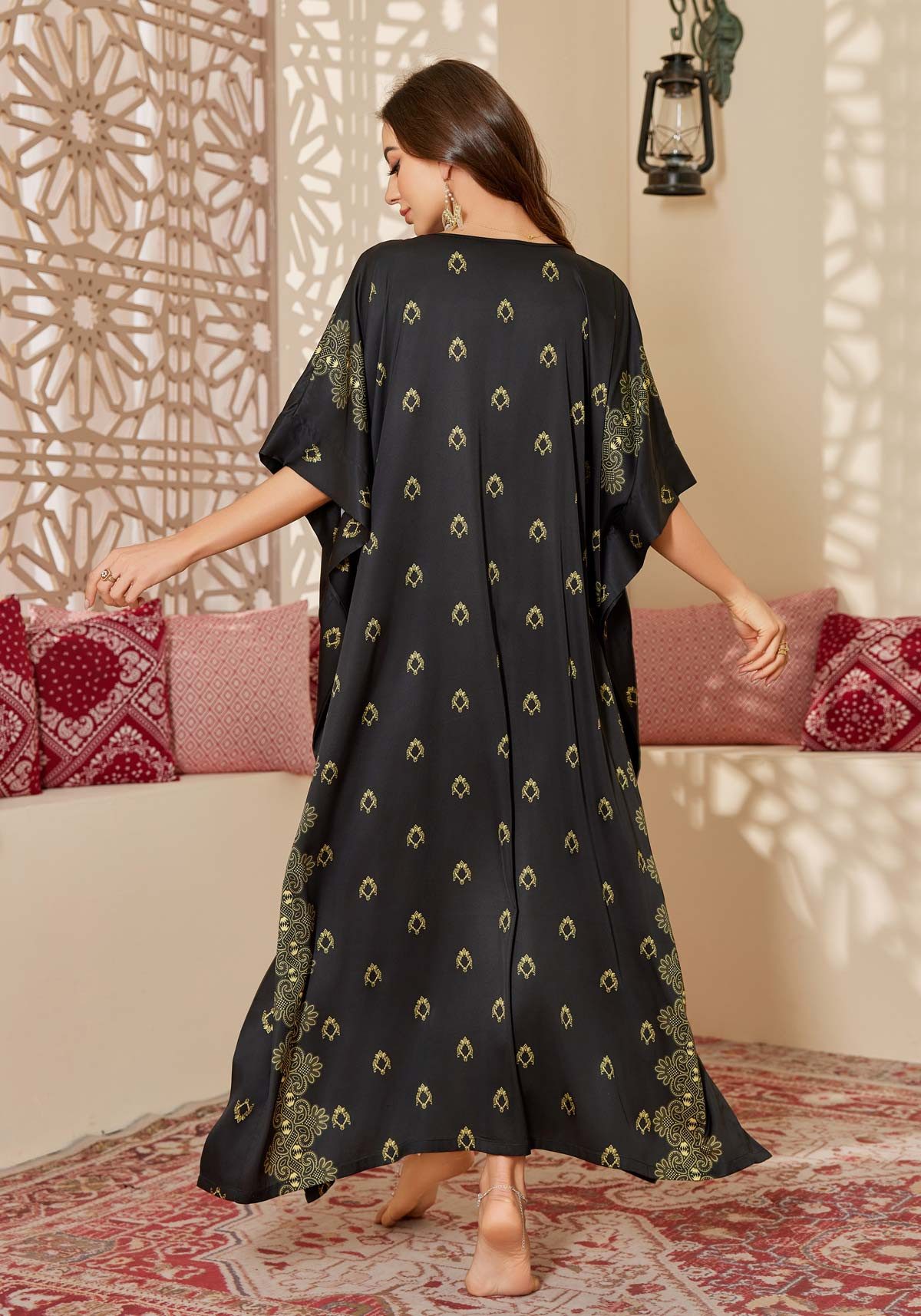 Vivi Idee Morgenmantel Kaftan Kimono Bademantel, Schlafmantel satin Sauna Einheitsgröße, Rund-Kragen/V-Kragen, Bindegürtel, Einheitsgröße, seidig