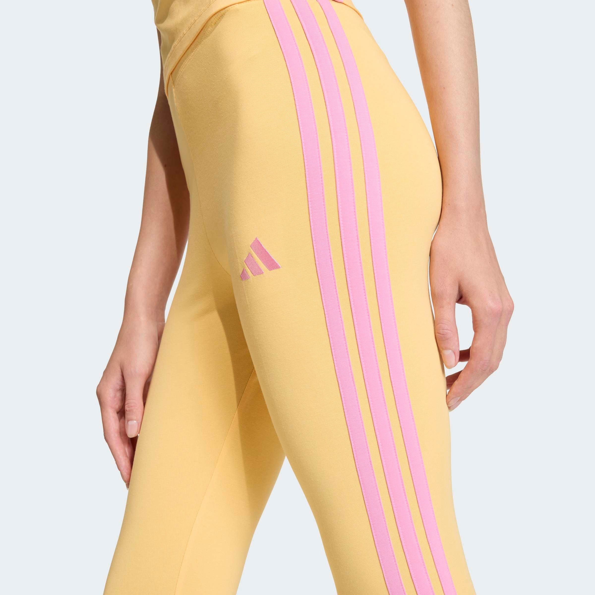 adidas Sportswear Trainingstights ESSENTIALS 3-STREIFEN COTTON LEGGINGS sportlicher Look mit 3-Streifen, aus Baumwolle und Elasthan