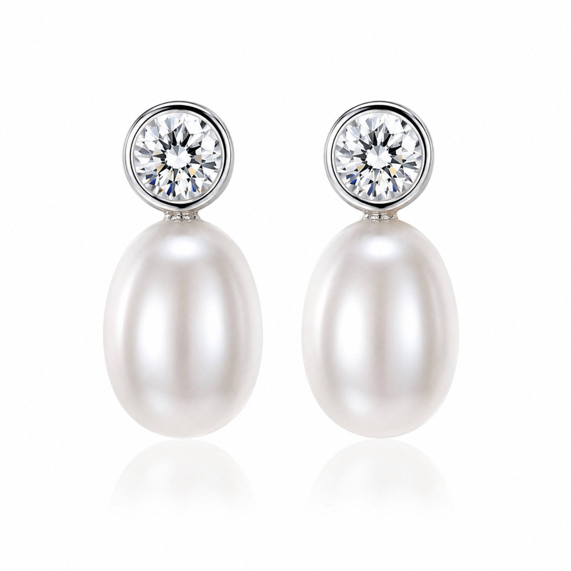 ROUGEMONT Perlenohrringe Funkelnde Perlen Damen Ohrstecker extravagantes Design 925 Silber, Hypoallergen