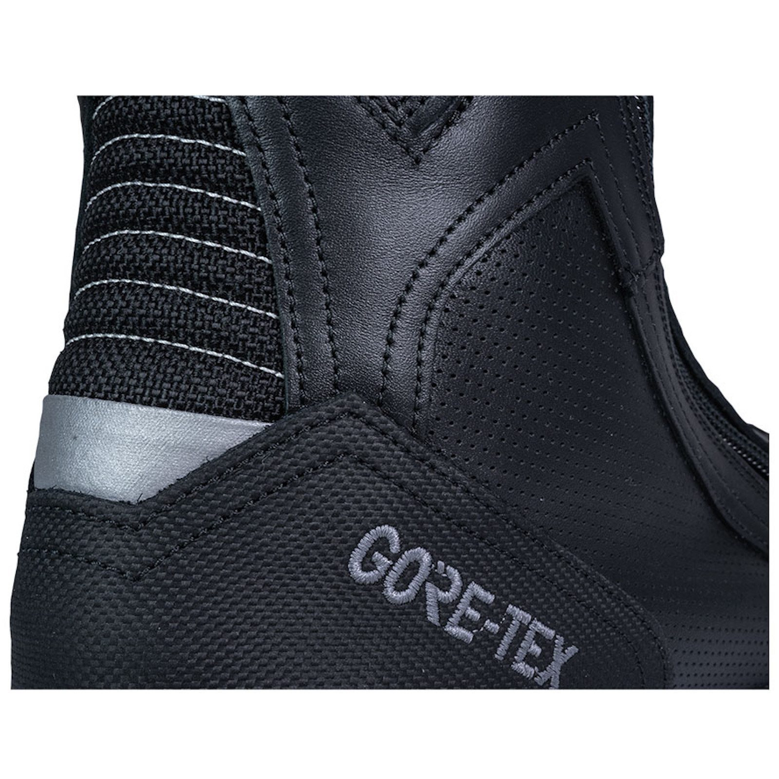 Daytona Daytona Road Vent GTX schwarz Motorradstiefel (Packung, Antistatische und Öl- und Benzinfeste Sohle) motorradstiefel für herren