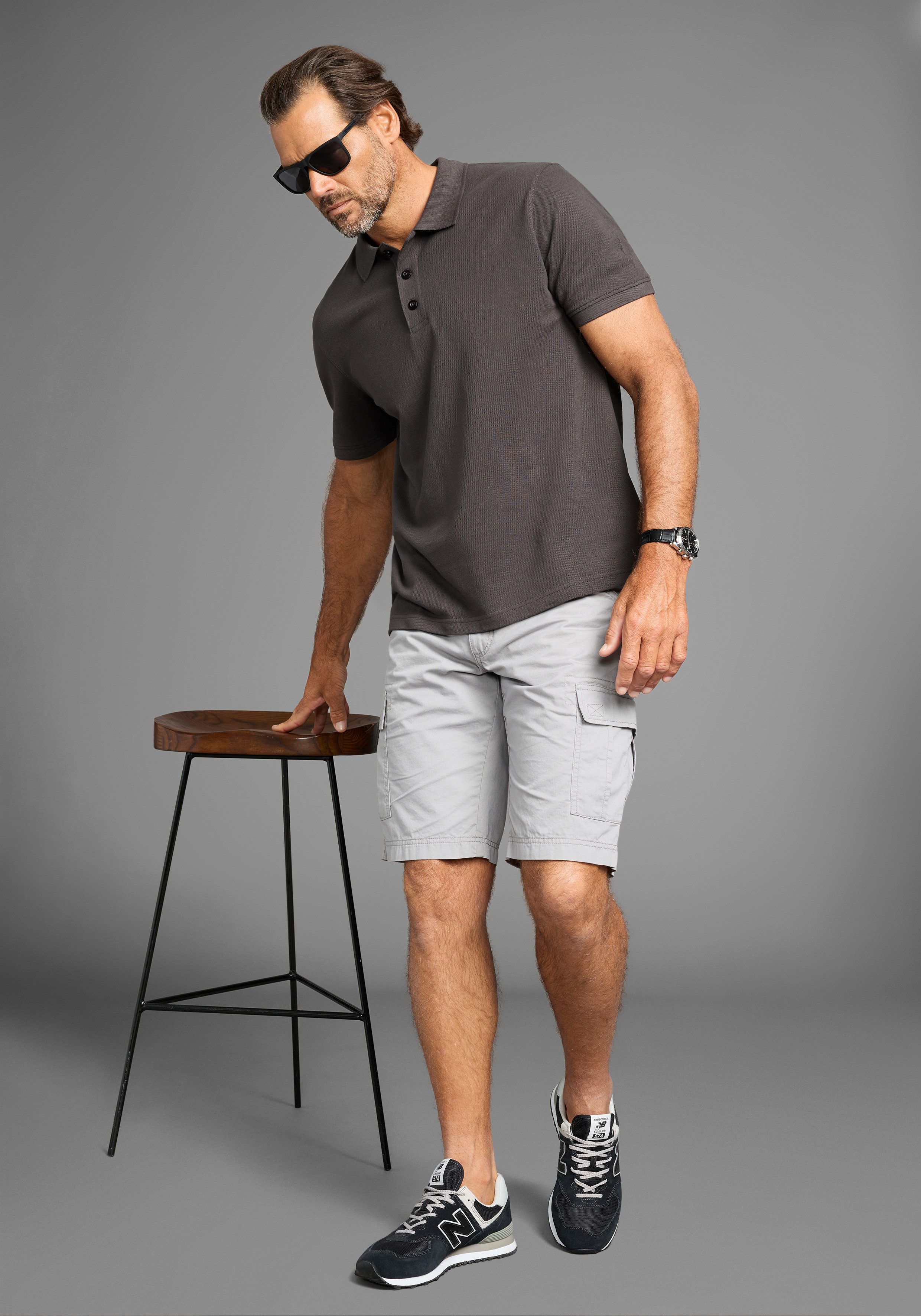 Man's World Poloshirt Kurzarm, lockere Passform, unifarben – Bild 4 von 5
