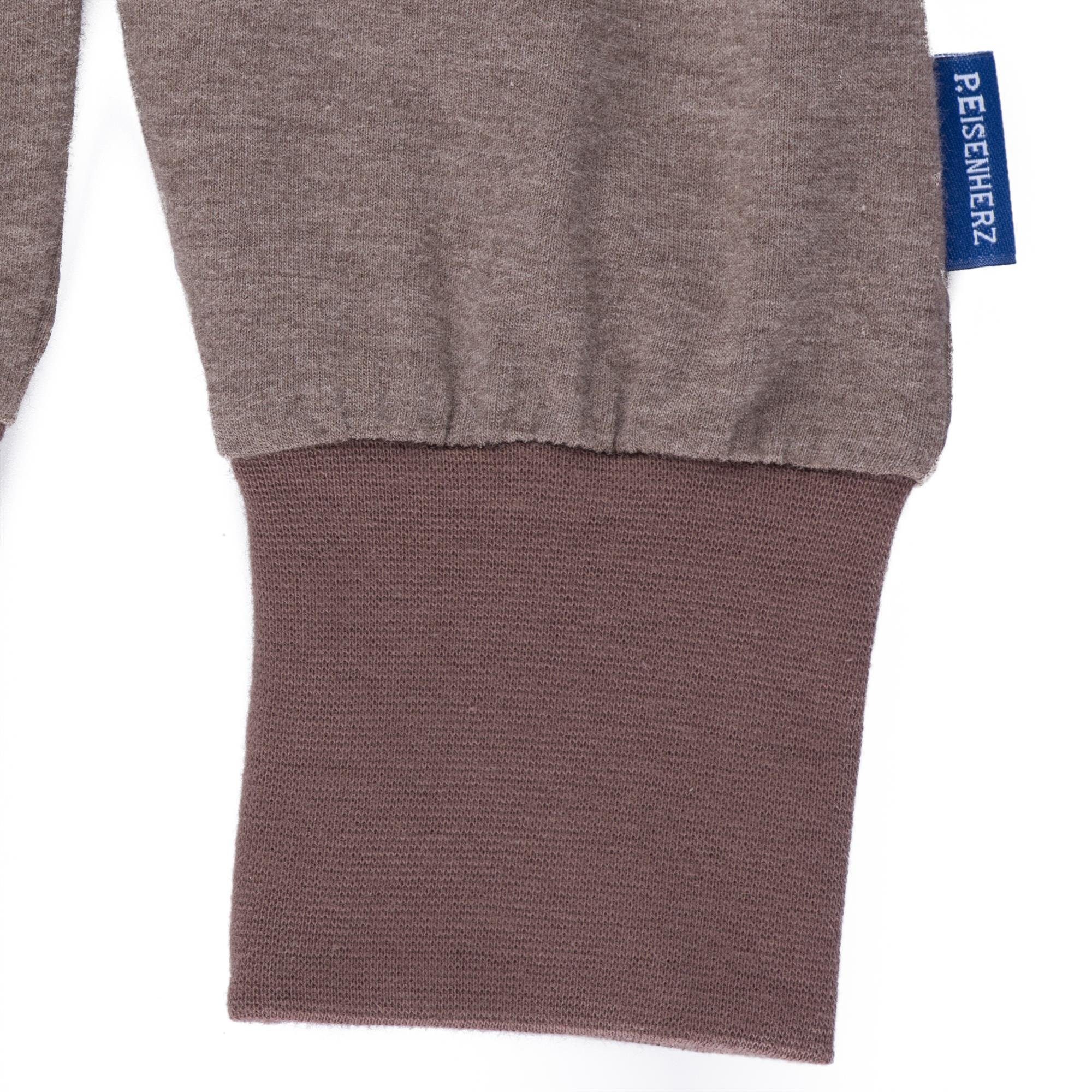 P.Eisenherz Kurzarmbody Babyhose im Lederhosenstil mit hellblauer Stickerei mit elastischem Hosenbund