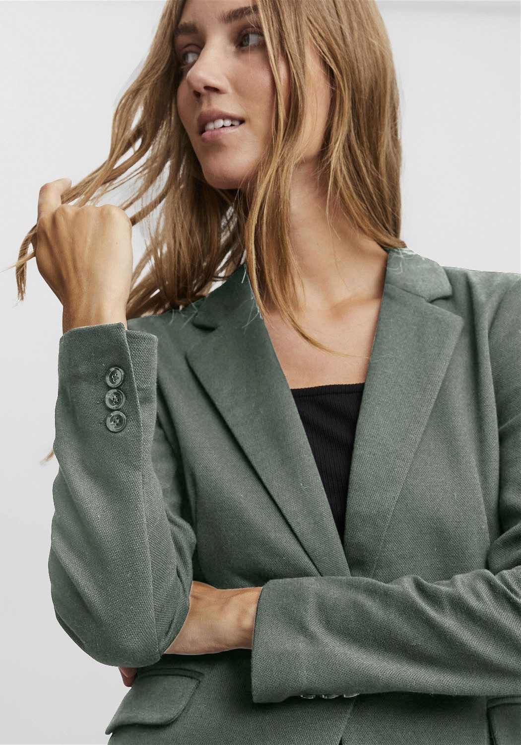 Vero Moda Jerseyblazer VMJULIANE, figurbetonter Schnitt, 1-Knopf Verschluss ungefüttert
