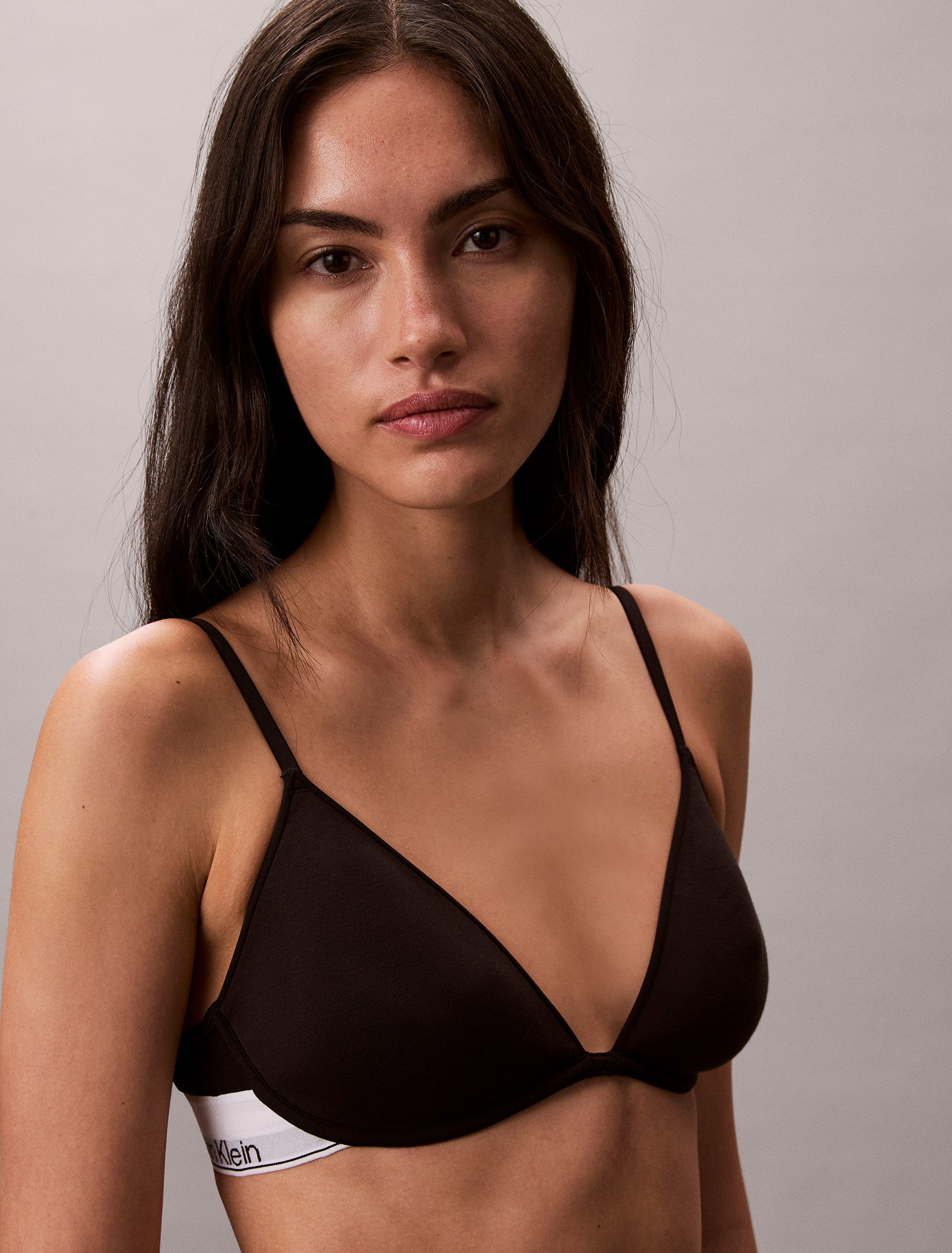 Calvin Klein Underwear Bügel-BH LIGHTLY LINED PLUNGE Körpernahe Passform mit elastischem Bund – Bild 4 von 5