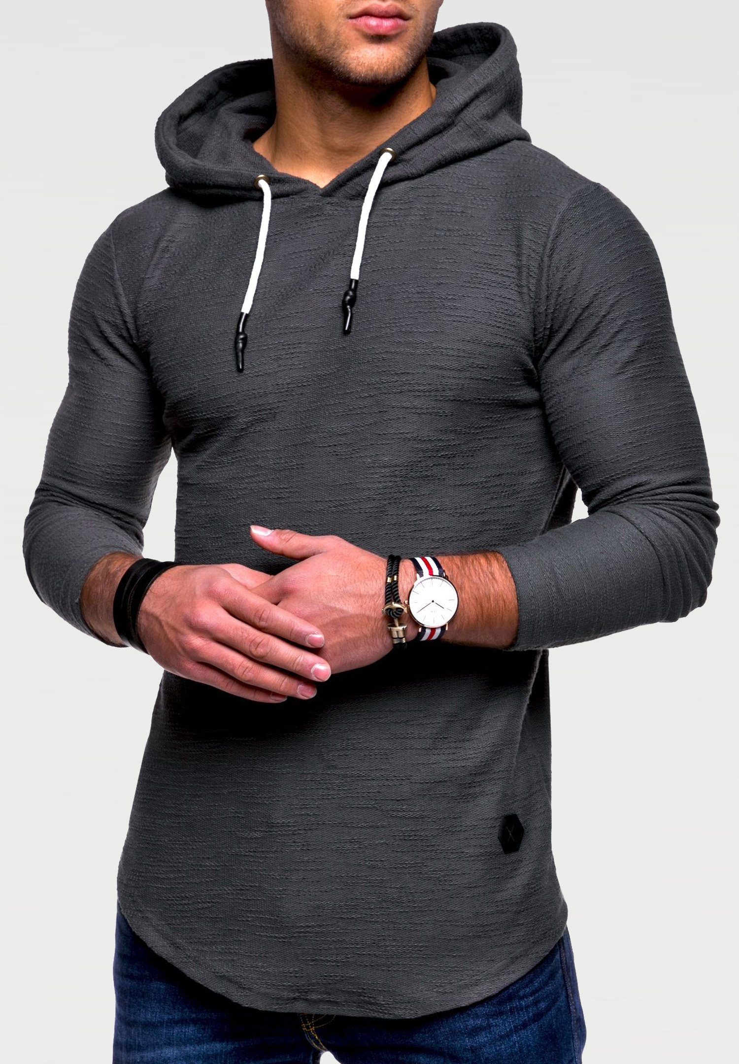 behype Kapuzensweatshirt BHHORNELL mit Kapuze günstig online kaufen