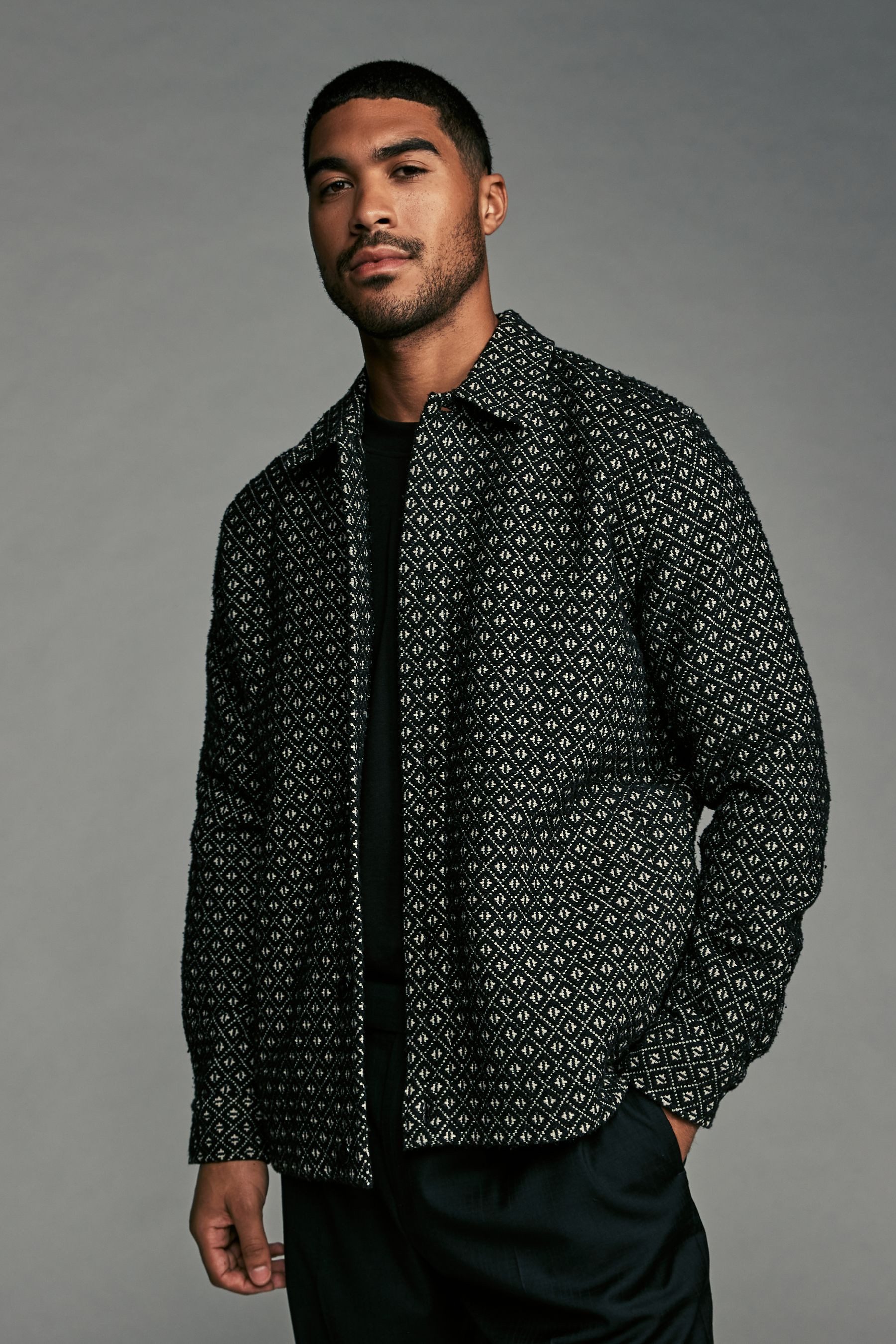 Next Hemdjacke Hemdjacke mit Gobelin-Muster (1-St)