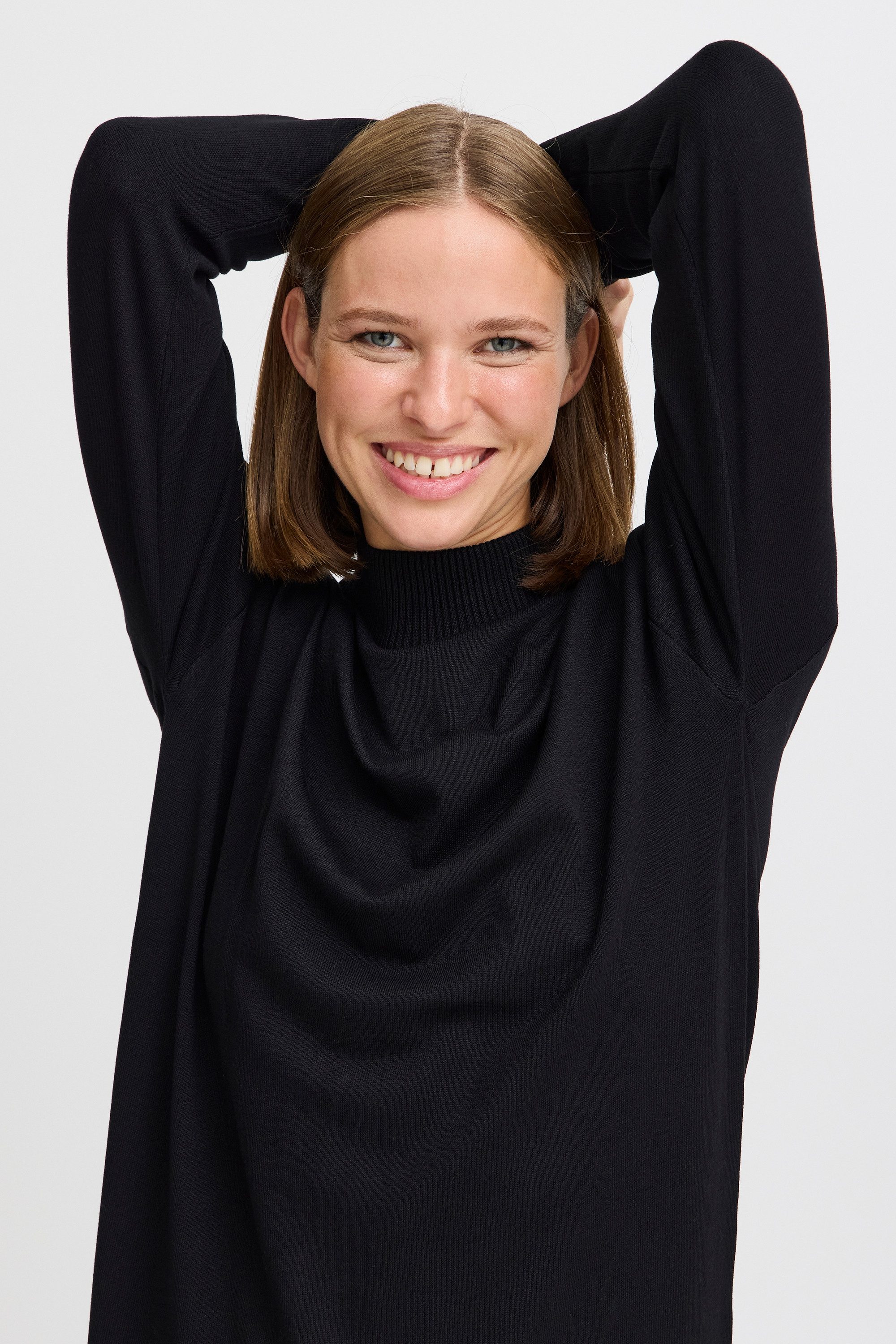 b.young Strickkleid Kleid BYMMORLA