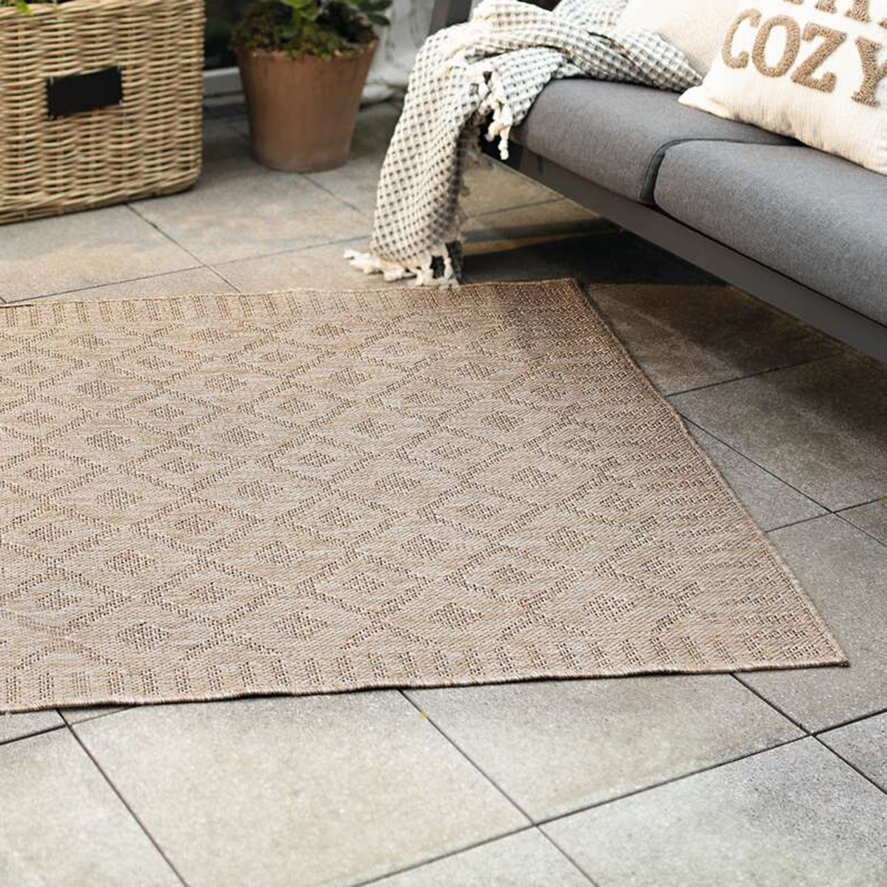 Dekoleidenschaft Outdoorteppich "Naturally" aus PP beige, 120x180 cm, Garten Balkon Teppich wetterfest, rechteckig, UV-beständig, schimmelresistent, wasserabweisend, schmutzabweisend