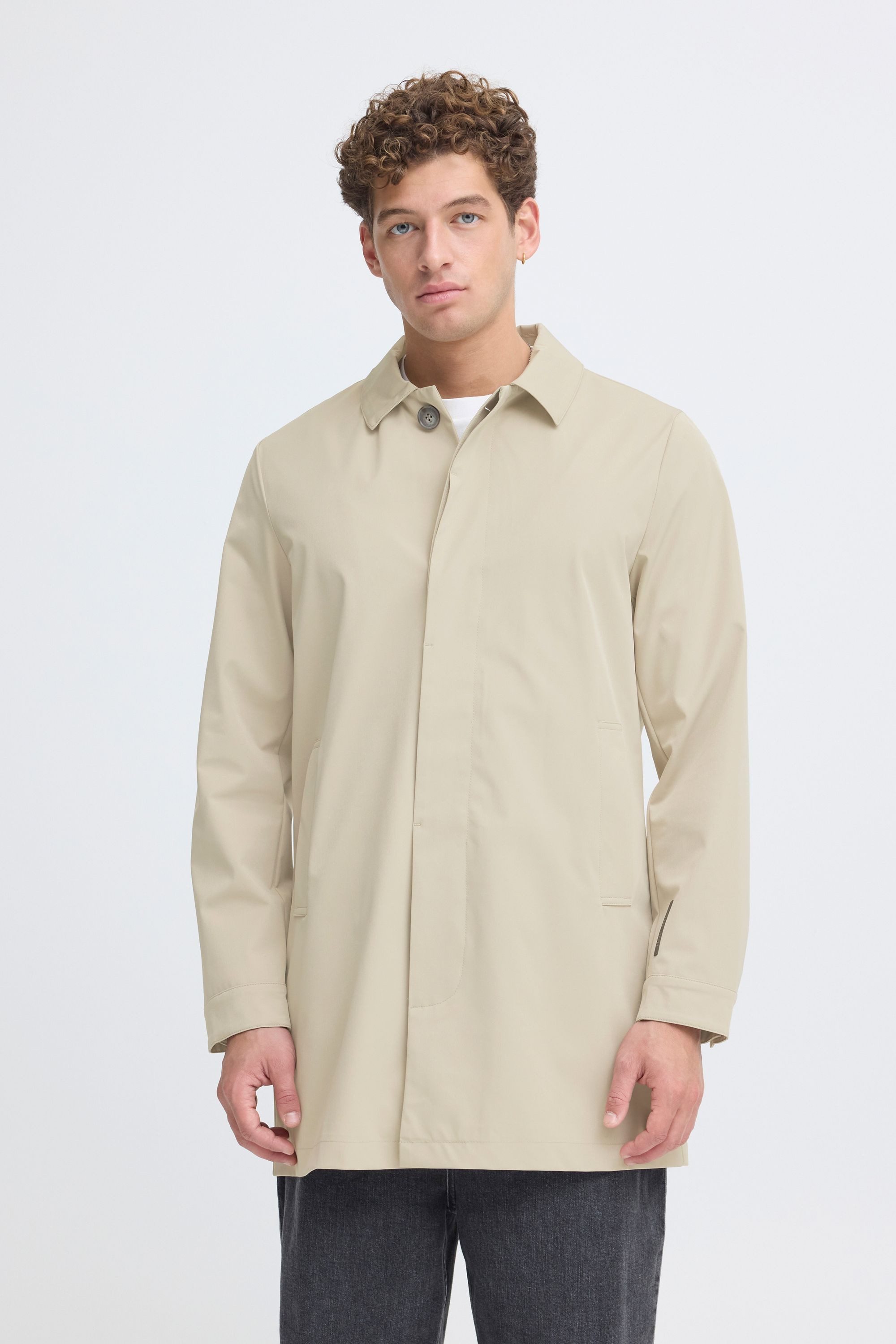 Casual Friday Trenchcoat CFEide Kurzer Trenchcoat