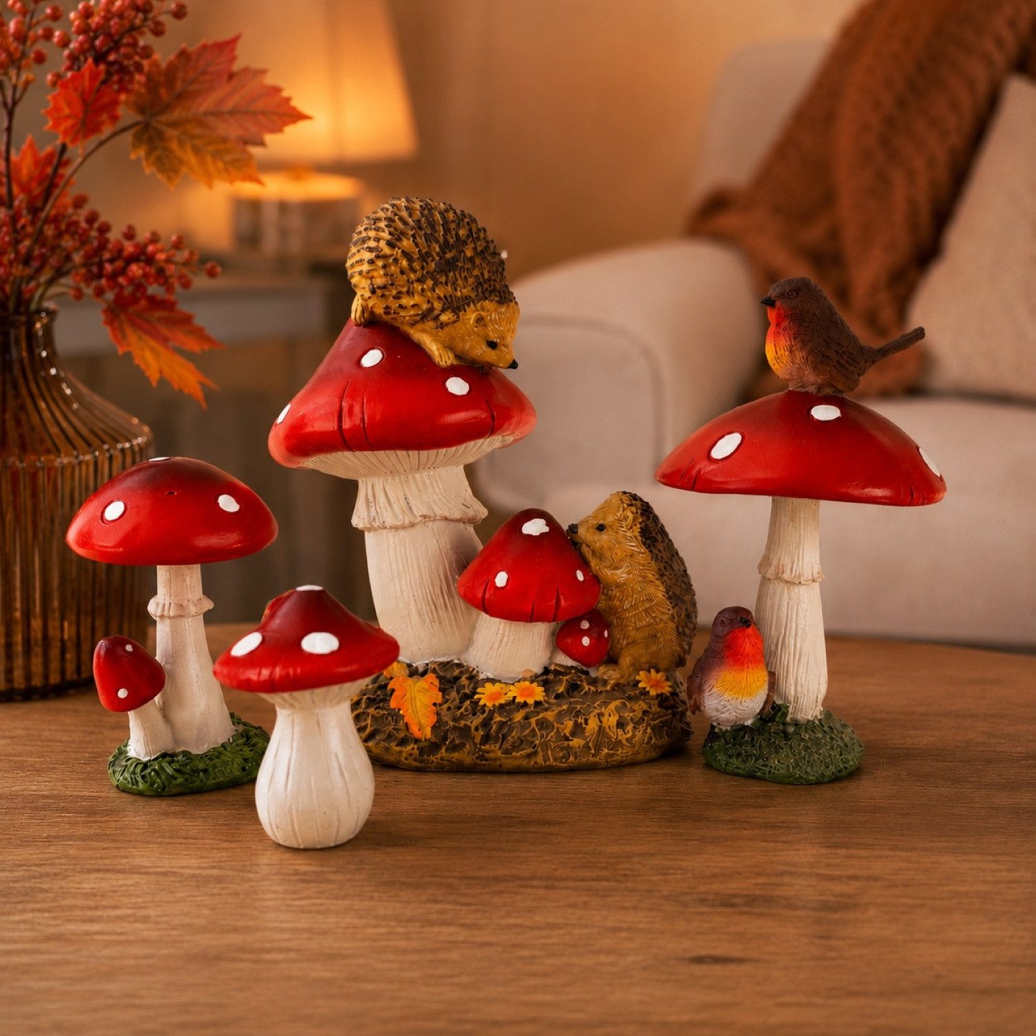 Online-Fuchs Dekofigur 4er Set Fliegenpilze mit süßen Igeln und Vögeln - Herbstdeko (liebevoll gestaltet, mit 2 Igeln und 2 Vögeln besetzt), aus robustem Kunstharz (Polyresin) gefertigt