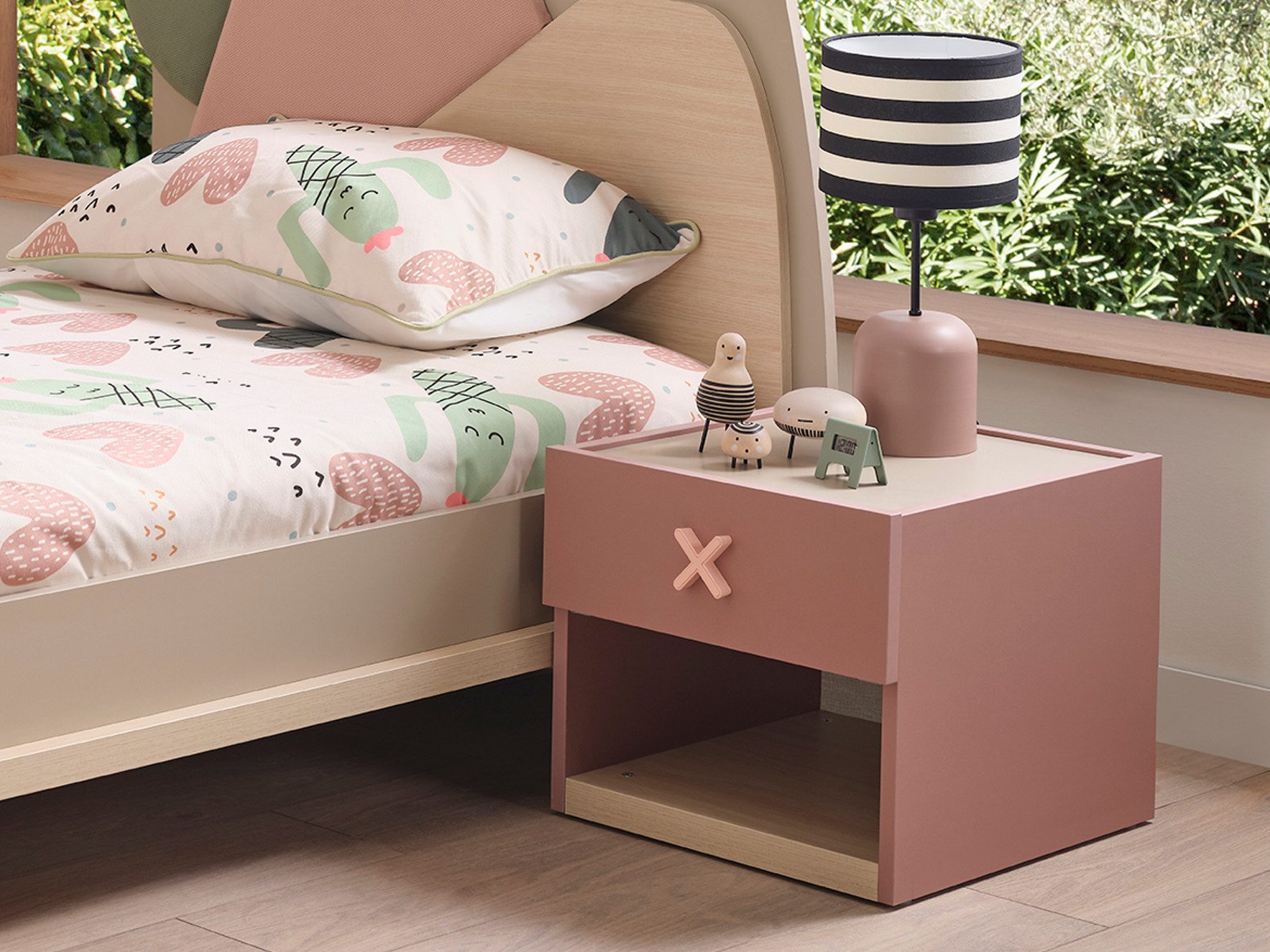 Möbel-Zeit Nachtkommode NORDIC Nachttisch in Beige & Rosa – 1 Schublade & offenes Fach