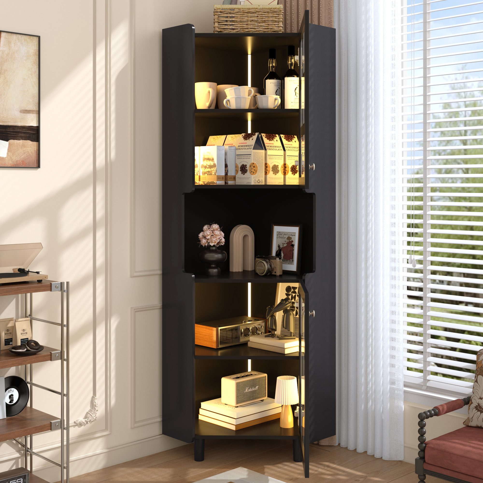 Totnz Eckschrank mit LED-Beleuchtung, 3 Zonen Stauraum und MDF-Platte – App-gesteuert (Moderne Eckkommode, platzsparend und elegant, Verstellbare Kippsicherung) Praktisches 3-Zonen-Design, Schwarz