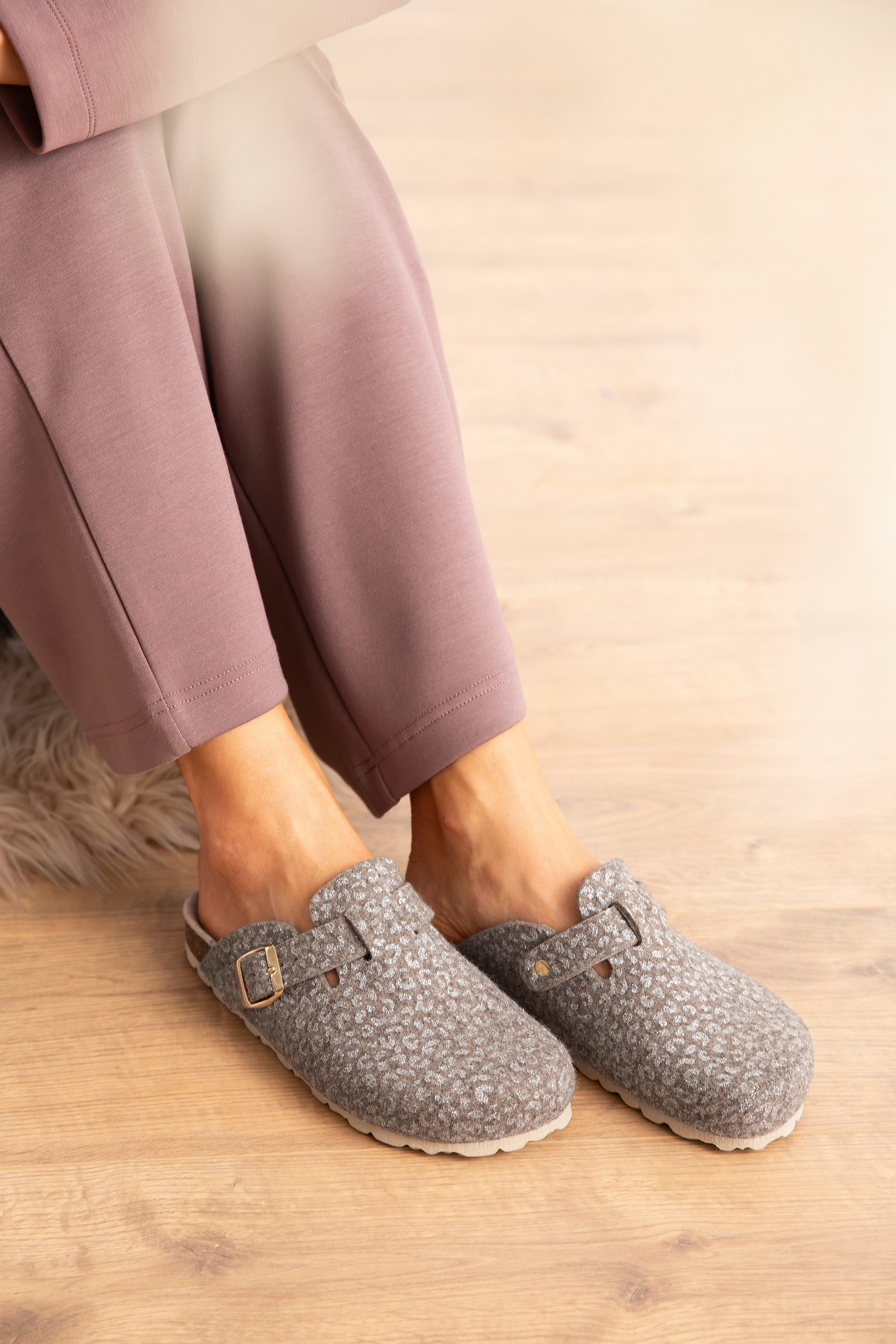 Aniston SHOES Clog Clog, Hausschuh, Homeslipper, günstig online kaufen