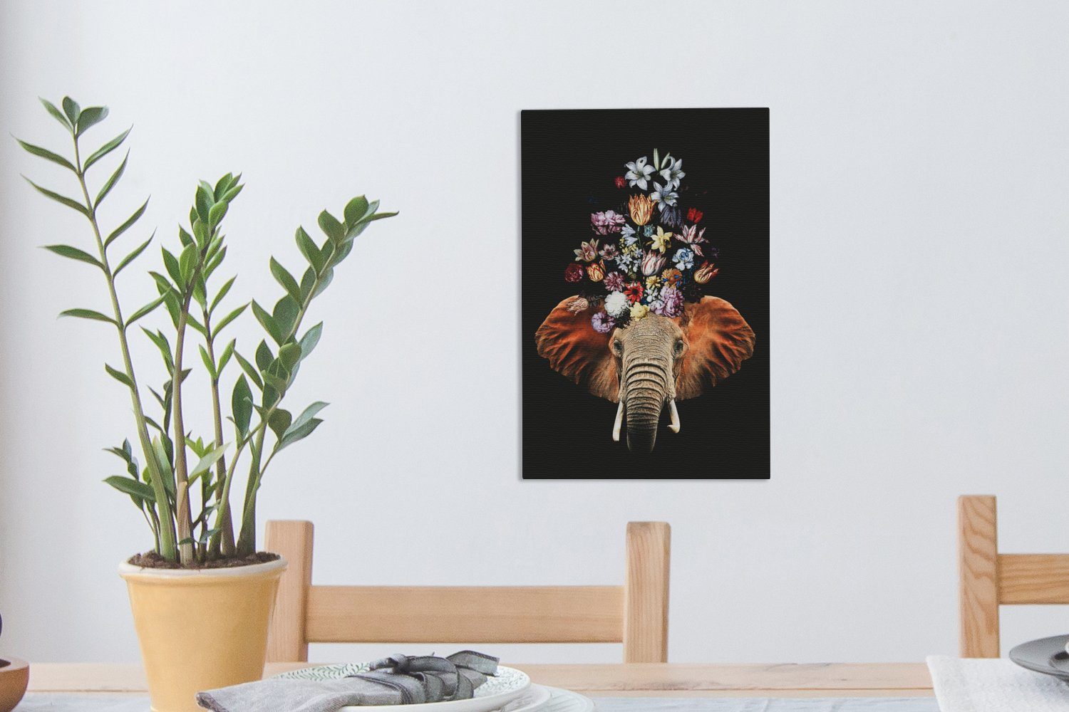 OneMillionCanvasses® Leinwandbild St), - (1 cm inkl. 20x30 fertig Gemälde, Zackenaufhänger, Elefant - Blumen Leinwandbild Schwarz, bespannt
