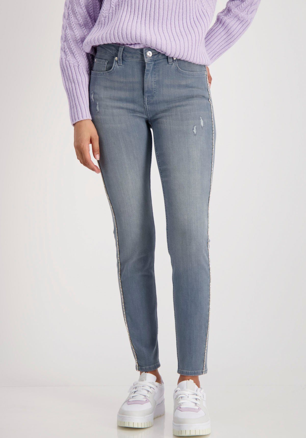 Slim-fit-Jeans mit Monari Schmuckketten