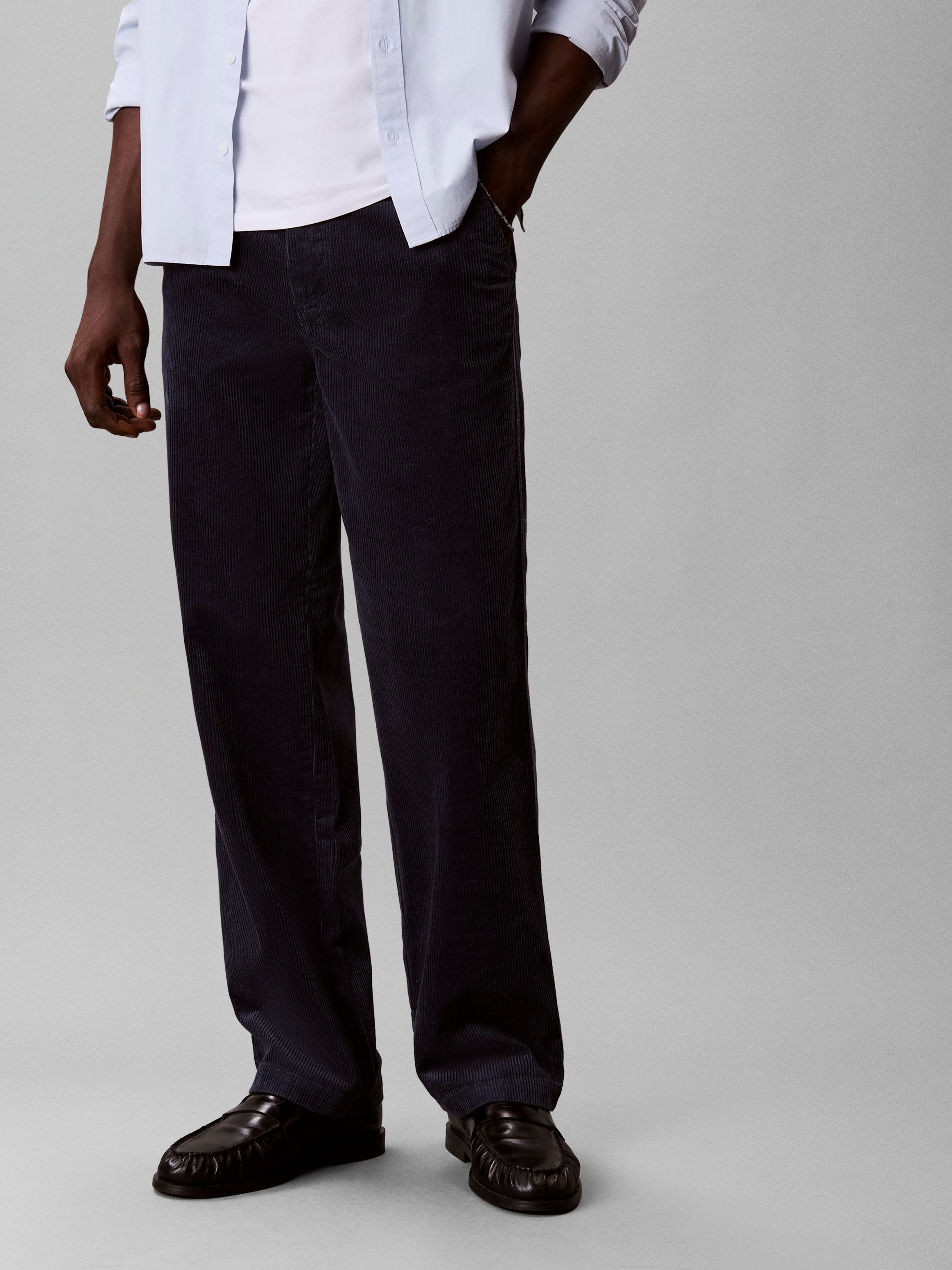 Calvin Klein Jeans Cordhose 90S STRAIGHT mit geradem Bein, reine Baumwolle