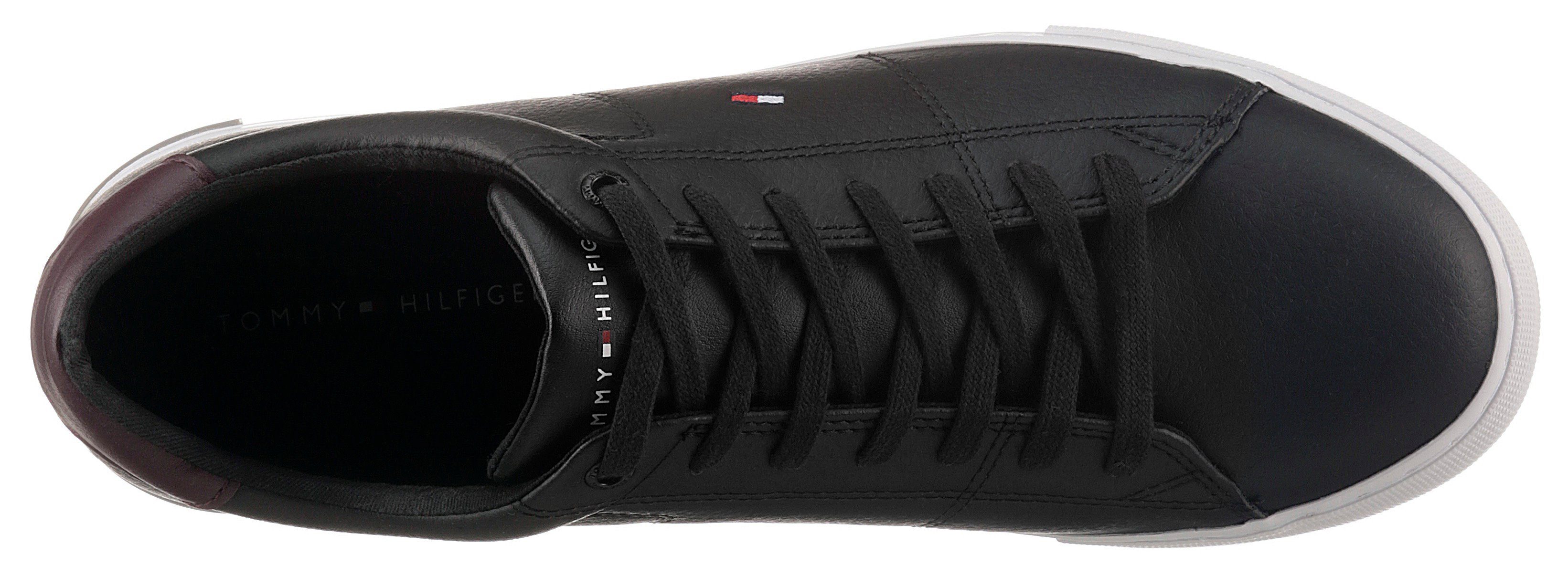 Tommy Hilfiger ESSENTIAL LEATHER DETAIL VUL Sneaker, Freizeitschuh, Halbschuh, Schnürschuh mit gepolstertem Schaftrand – Bild 5 von 5