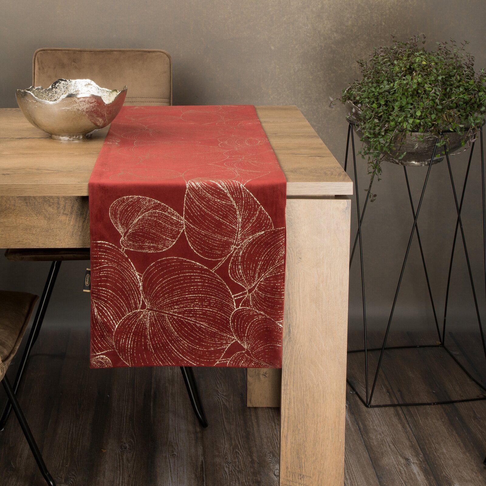 Eurofirany Tischdecke BLINK (Packung 1-tlg), Tischläufer, Samt, Velvet, 35x140 cm, 35x180 cm, 35x220 cm