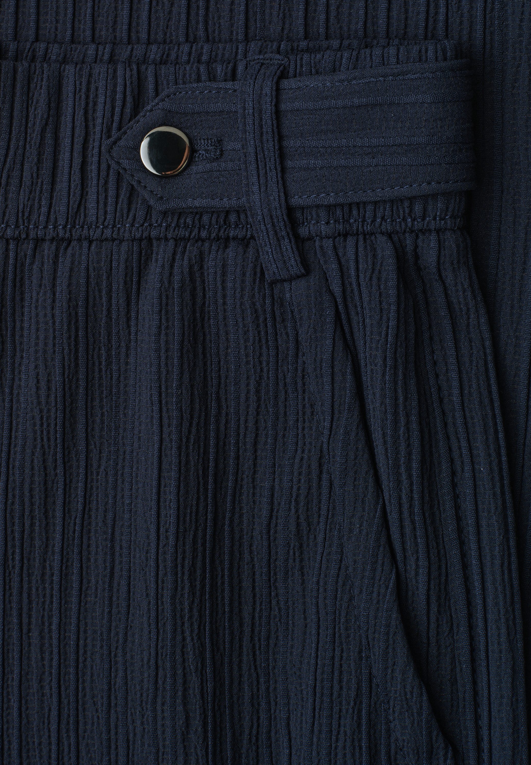 STREET ONE Stoffhose mit Crinkle Crash Struktur – Bild 5 von 5