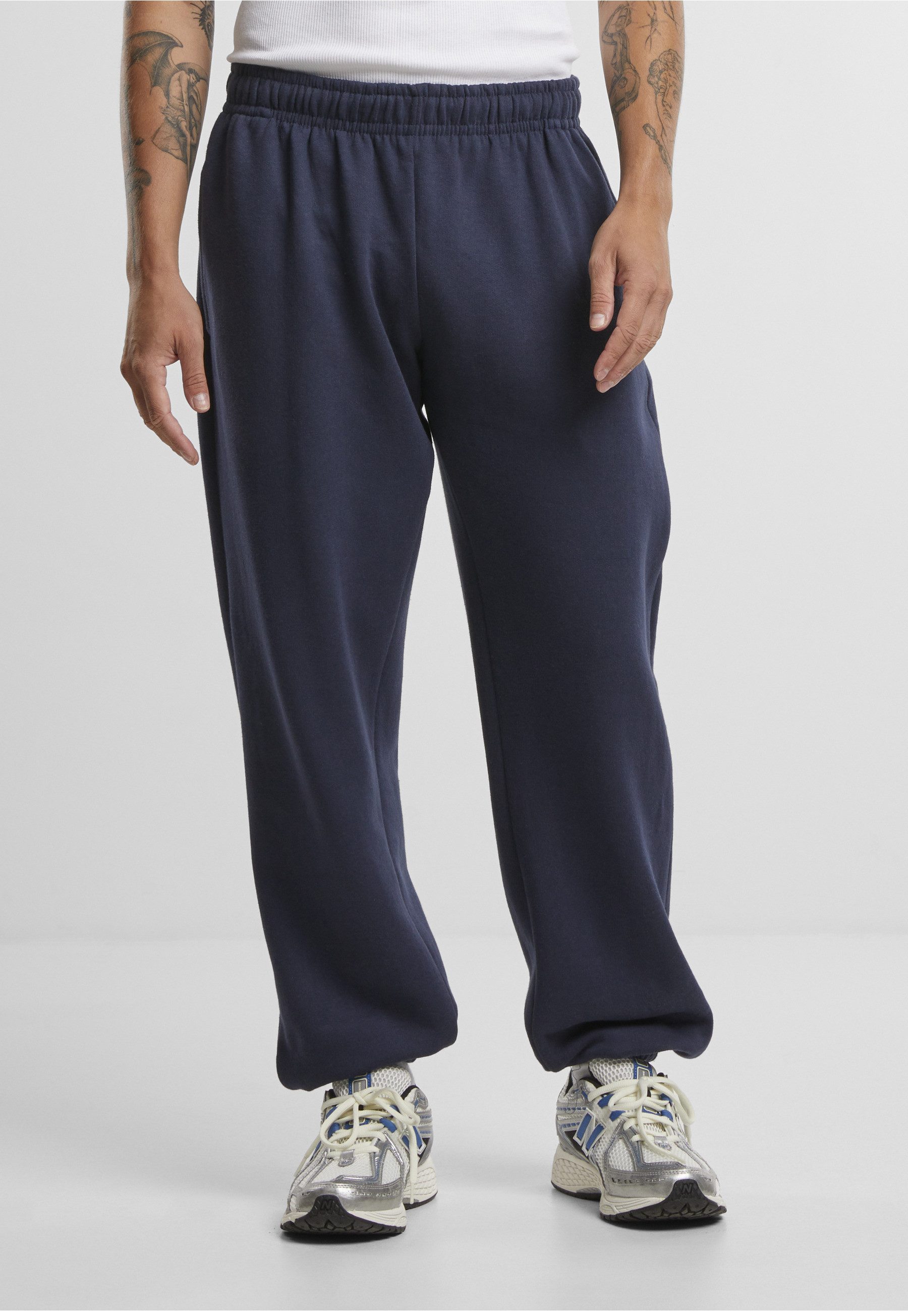 URBAN CLASSICS Jogginghose Urban Classics Basic Essential Sweatpants (1-tlg)