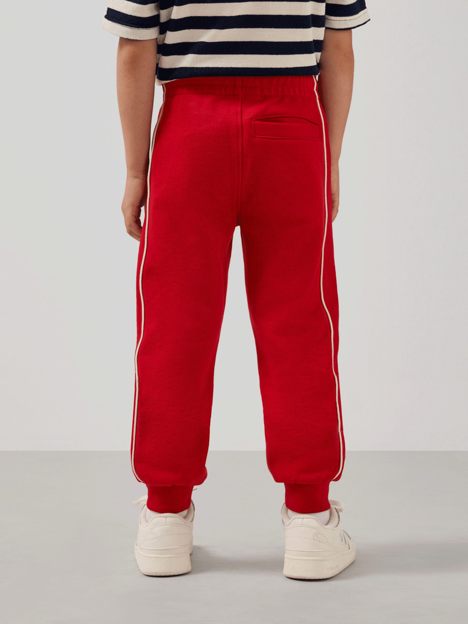 FC Bayern München Sweathose FC Bayern München, Sweatpant Essentials, Kinder, Rot – Bild 2 von 5