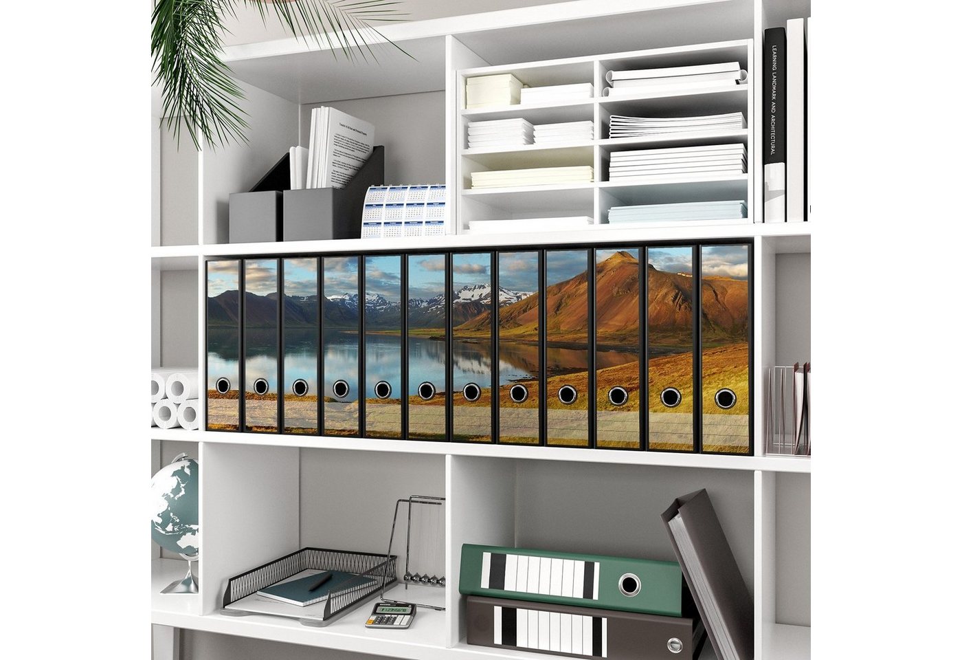 Thumbnail - Wallario Etiketten Bergpanorama mit Spiegelung im See, Ordnerrücken-Sticker in verschiedenen Ausführungen