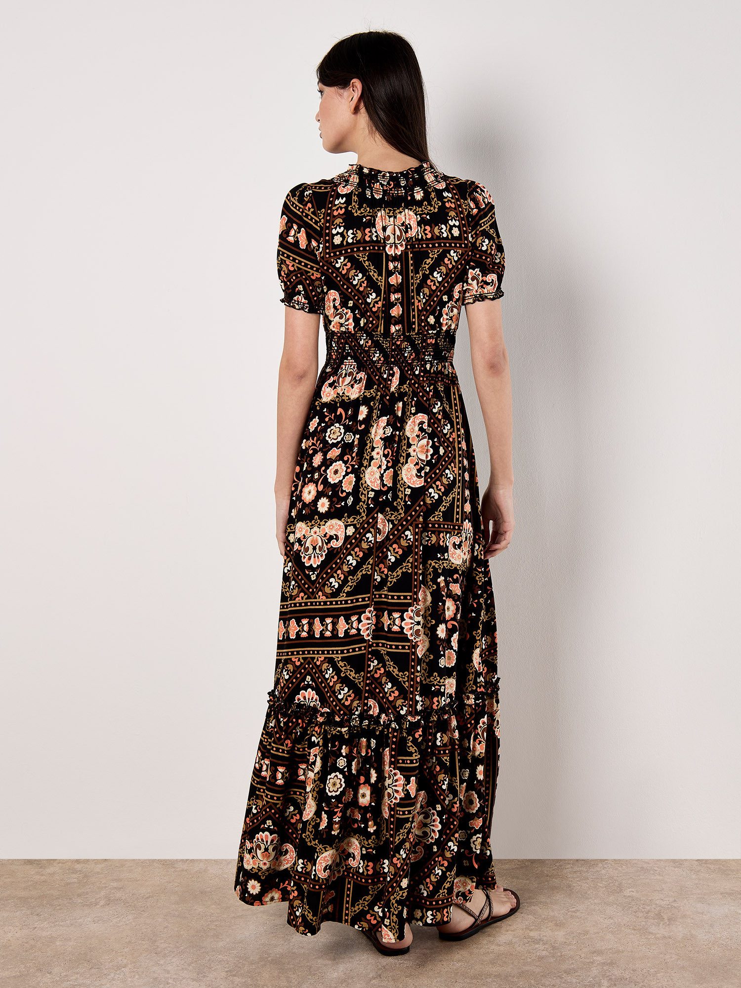 Apricot Druckkleid Gemustertes Maxikleid mit Smokband und Volant