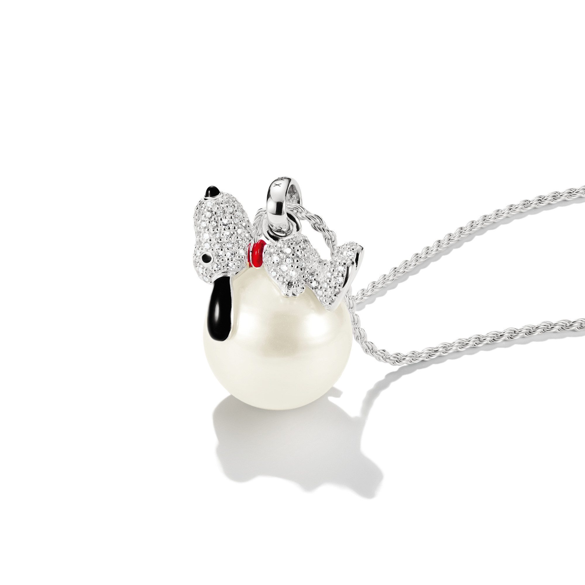 THOMAS SABO Kettenanhänger THOMAS SABO x Peanuts Anhänger Snoopy auf Schneeball, mit Zirkonia (synth) und Perle (imitiert)