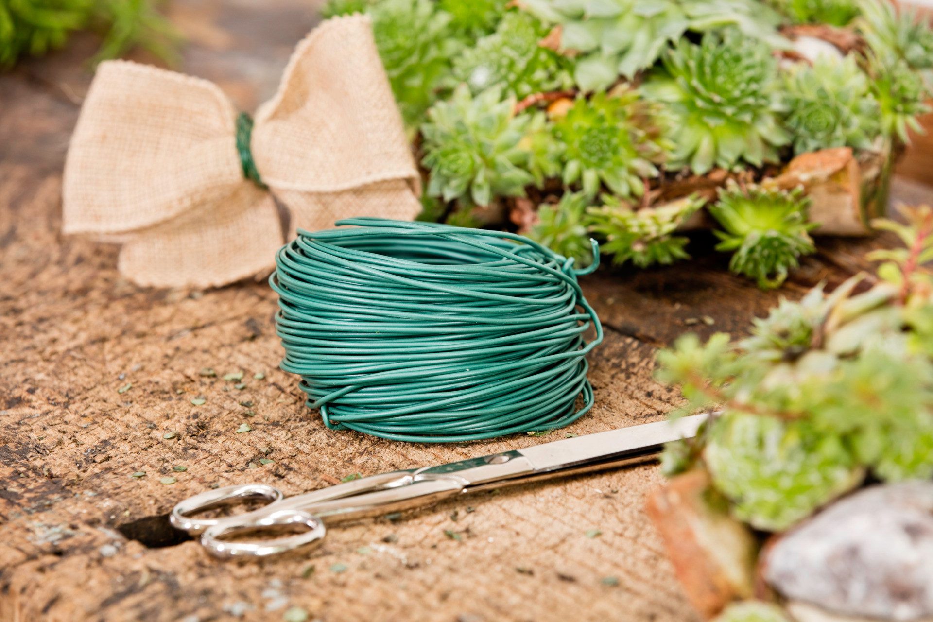 Windhager Pflanzschnur für Garten-, Binde- und Bastelarbeiten, Gartendraht (1-tlg), Blumendraht 40 m x 2 mm, Gummiert, grün – Bild 3 von 3