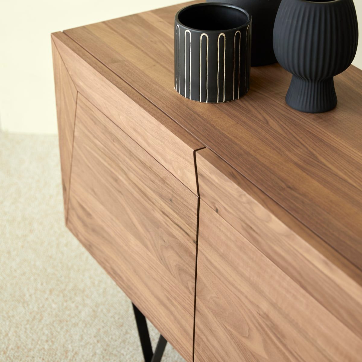 Tikamoon Sideboard Anrichte aus Nussbaumholz 175 Metric