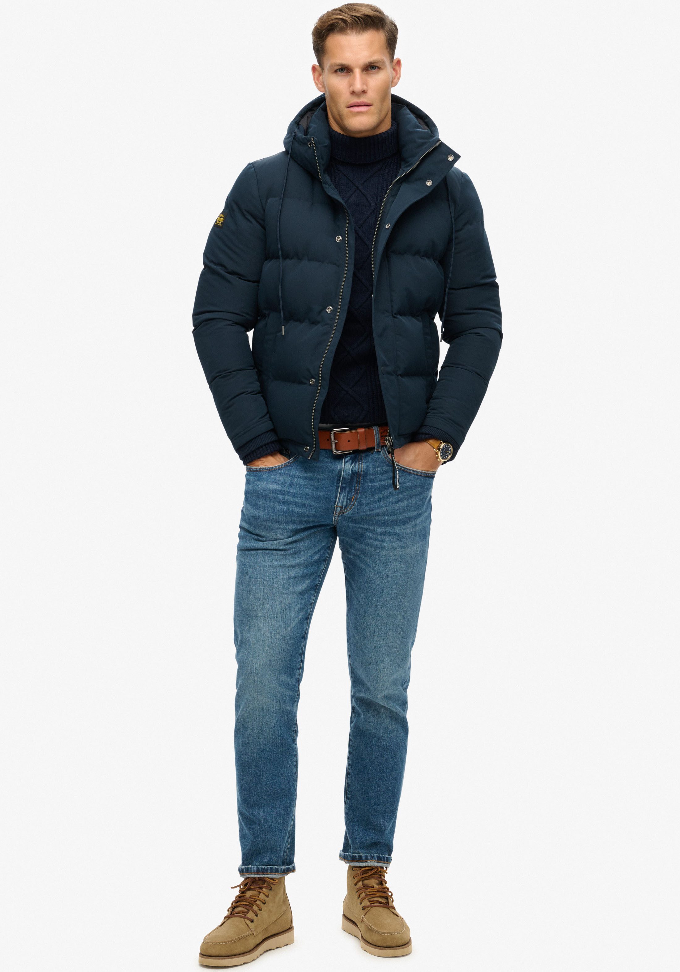 Superdry Steppjacke Everest Hooded Puffer Jacket Loose Fit, aus Baumwolle und Polyester, mit Reißverschluss
