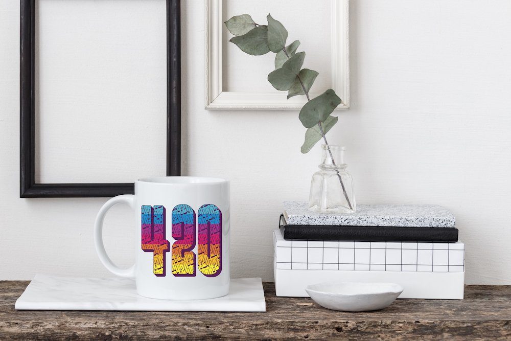 Youth Designz Print Geschenk, 420 mit Kaffeetasse Retro Keramik, Regenbogen Tasse