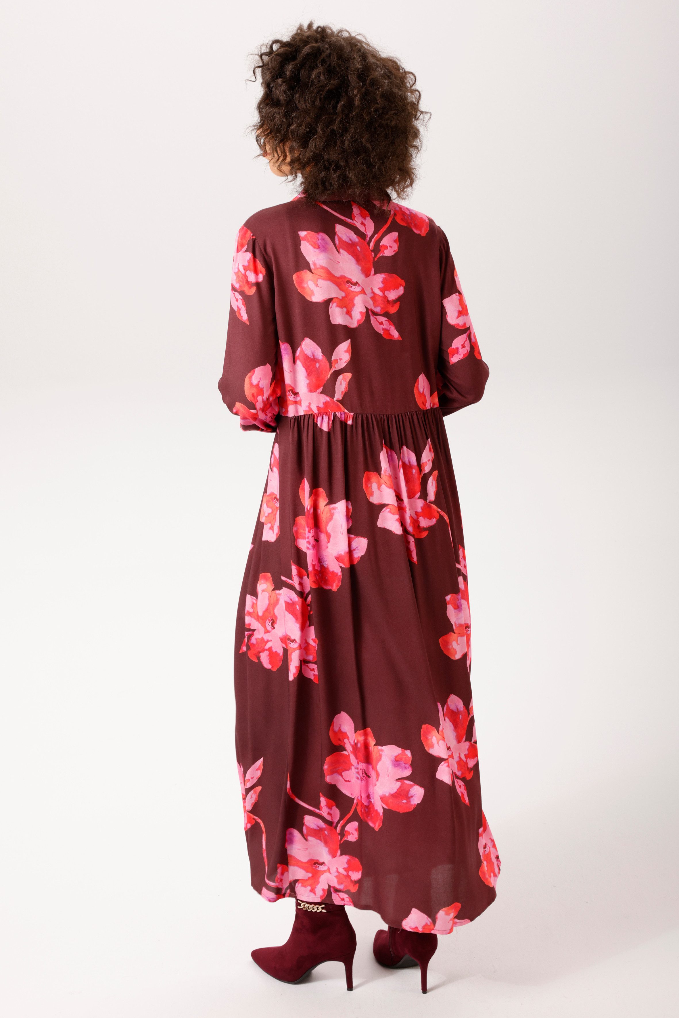 Aniston CASUAL Maxikleid mit großflächigen Batik-Blüten bedruckt - NEUE KOLLEKTION