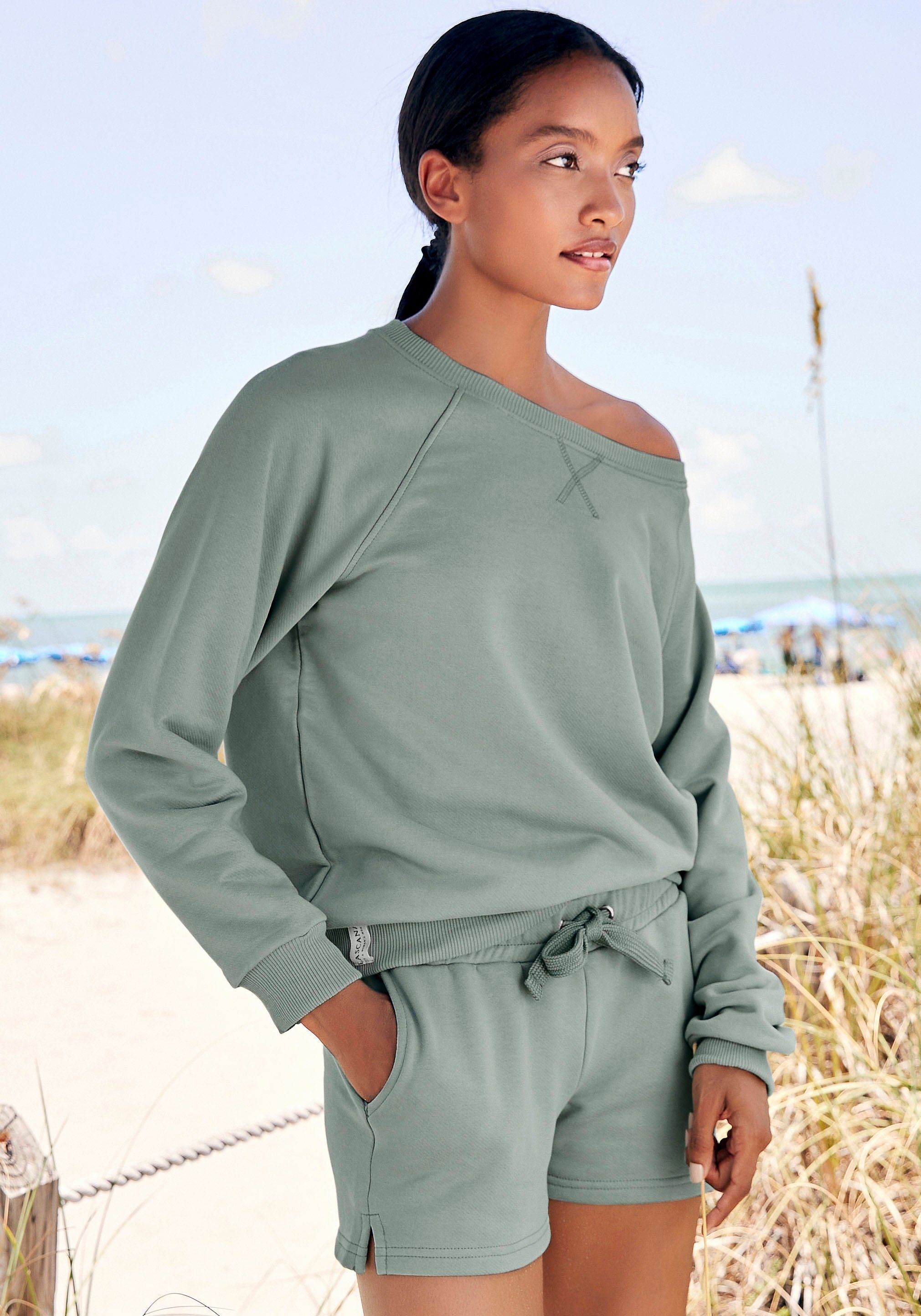 LASCANA Sweatshorts aus organischer Baumwolle, Loungewear