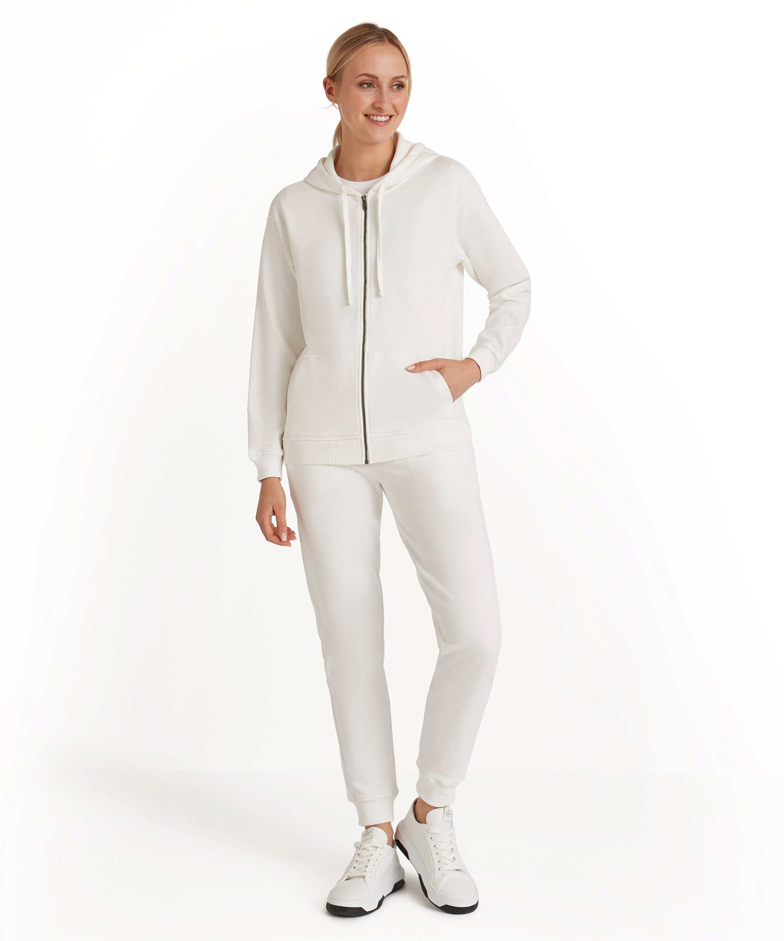 FALKE Funktionsjacke Zip-Jacke mit Bio-Baumwolle (1-St) mit Bio-Baumwolle