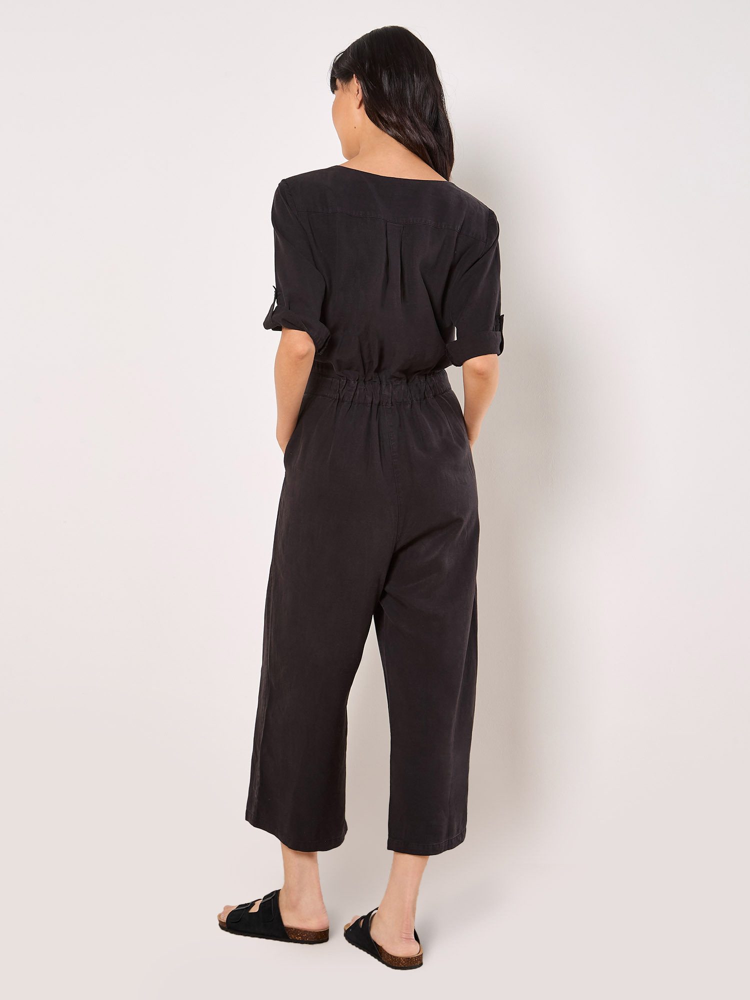Apricot Jumpsuit Jumpsuit mit Knopfleiste mit Krempelarmen