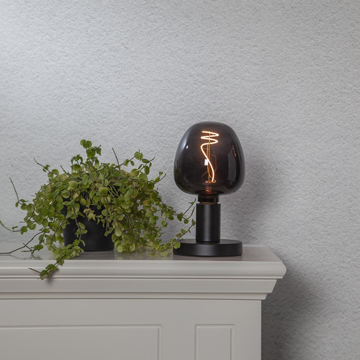 STAR TRADING LED-Leuchtmittel E27 Design Birne APPLE Filament, black 170x12 günstig online kaufen