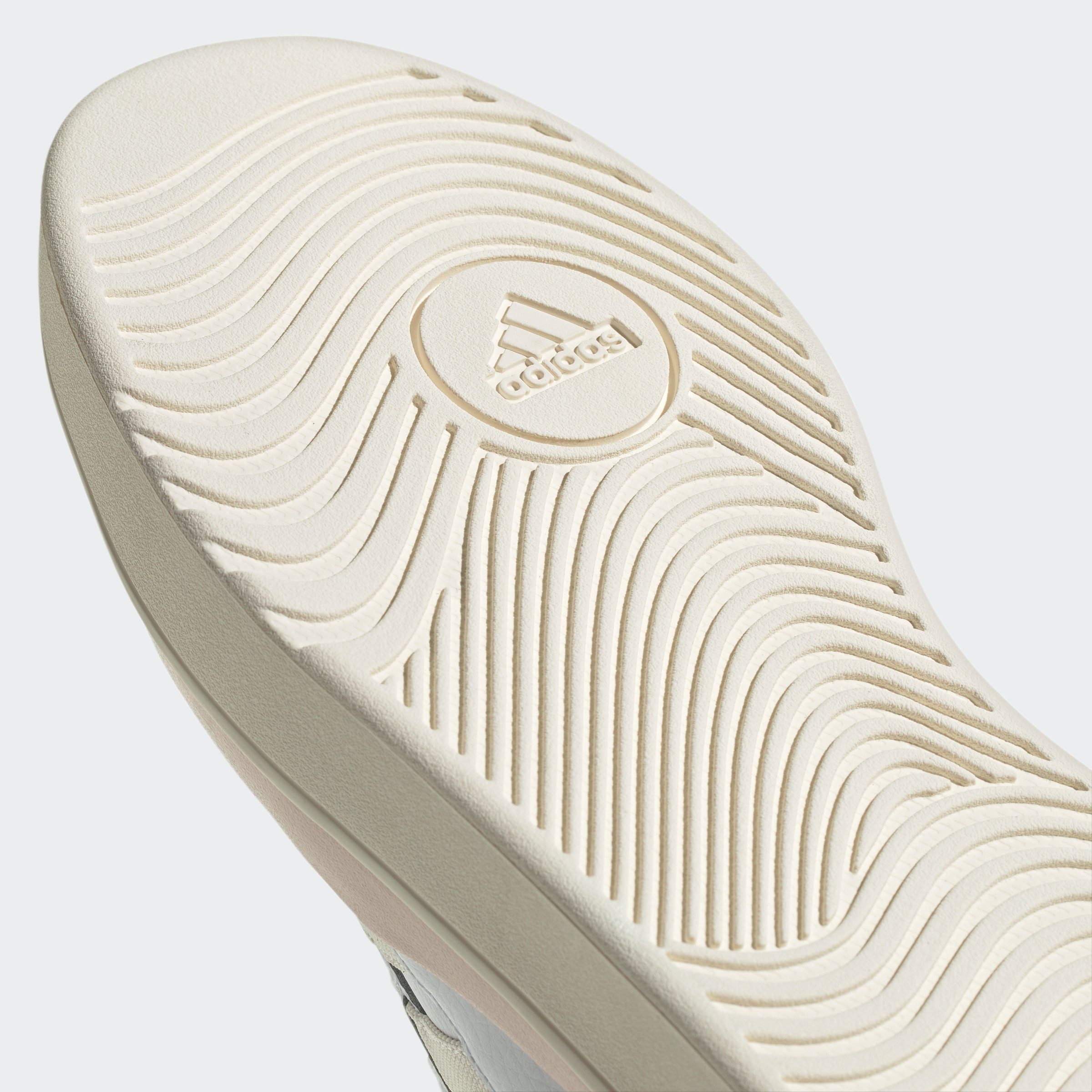 White Wonder Sportswear Cloud / adidas OSADE Quartz Sneaker Chalk / White