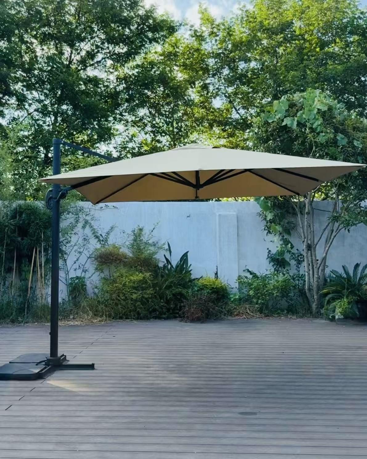 BBWL Sonnenschirm 3x3m Ampelschirm mit 360° Drehfunktion, pulverbeschichtetes Aluminium, & Eisen, UV-Schutz, wasserabweisend
