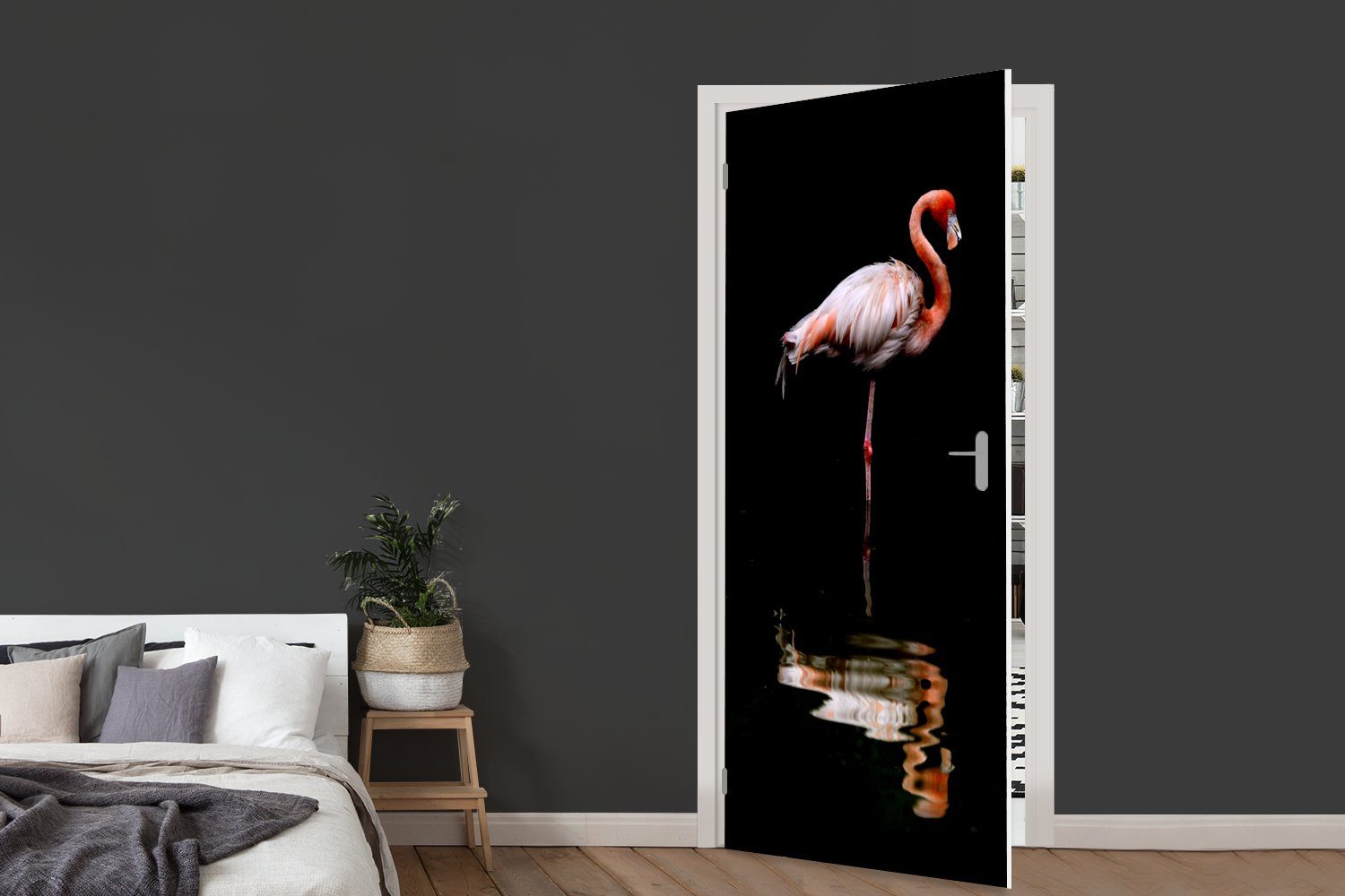 stehen im Türtapete MuchoWow Matt, für 75x205 St), Türaufkleber, Wasser, Zwei Tür, (1 Fototapete bedruckt, Flamingos cm