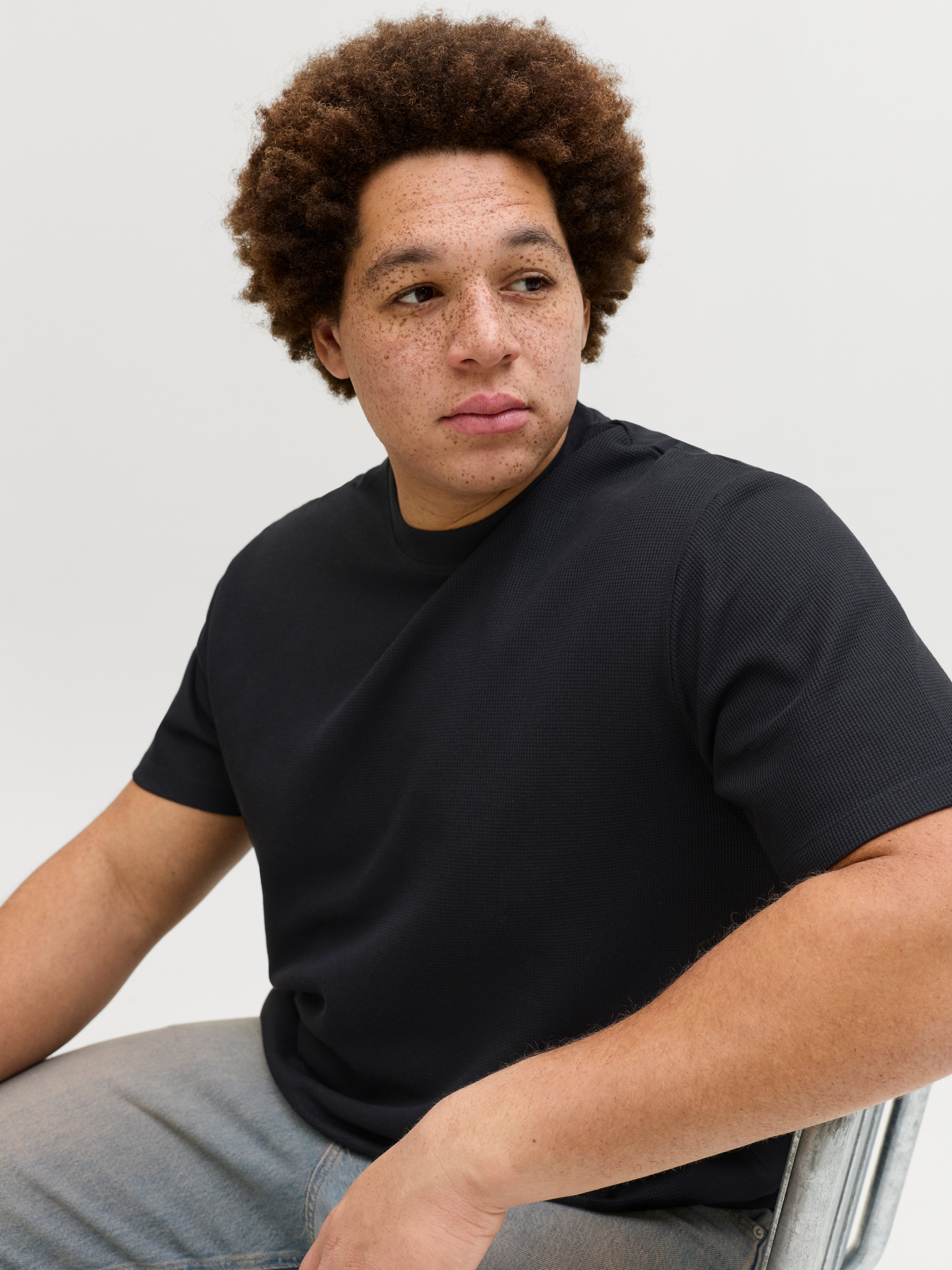 Jack & Jones PlusSize T-Shirt JJEAUSTIN TEE SS NOOS PLS mit Rundhalsausschnitt – Bild 2 von 5