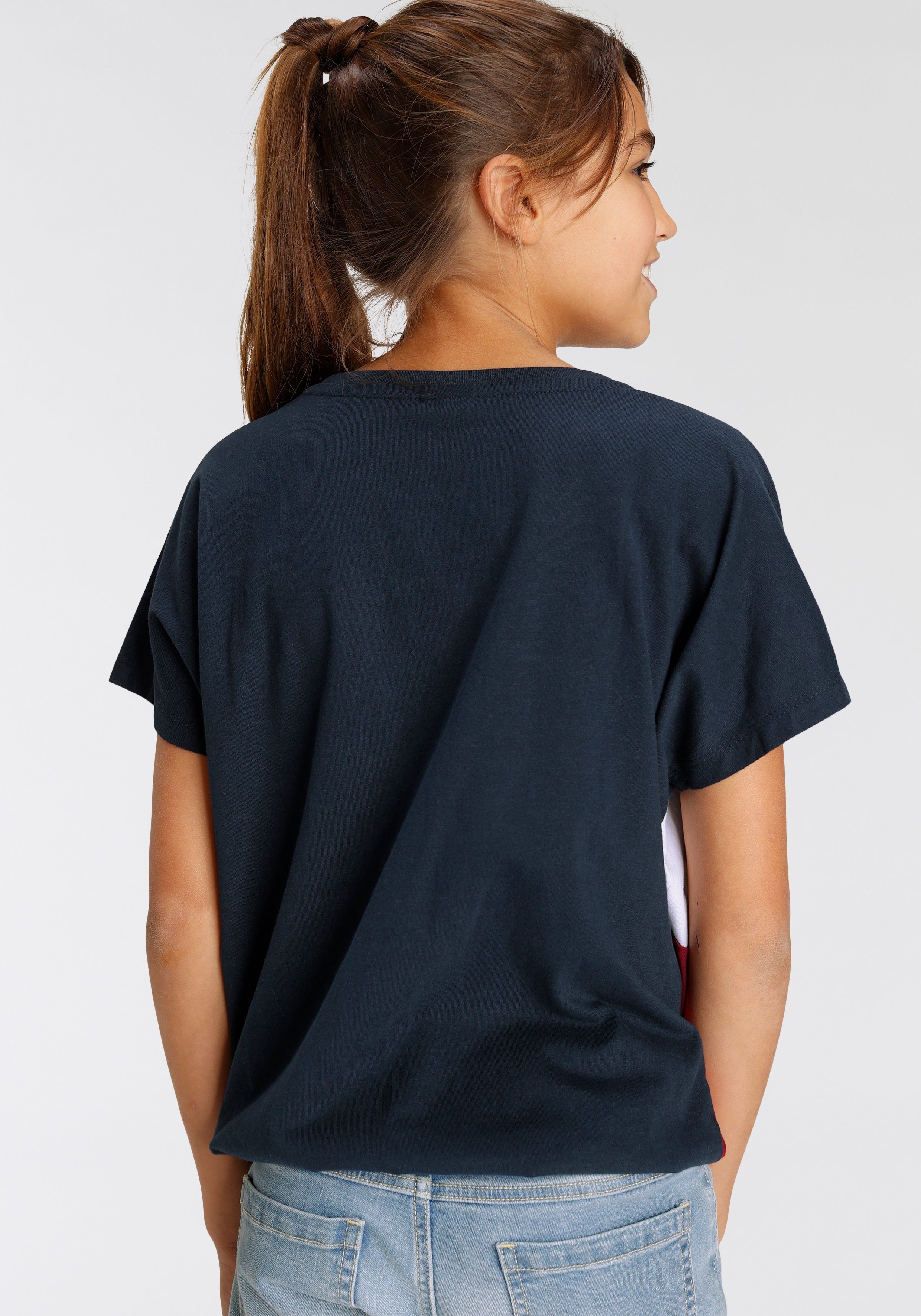 KangaROOS Fledermausshirt T-Shirt in colorblocking Design und KangaROOS Logo kurzärmelig, weit geschnitten, mit peppigem Druck – Bild 2 von 5