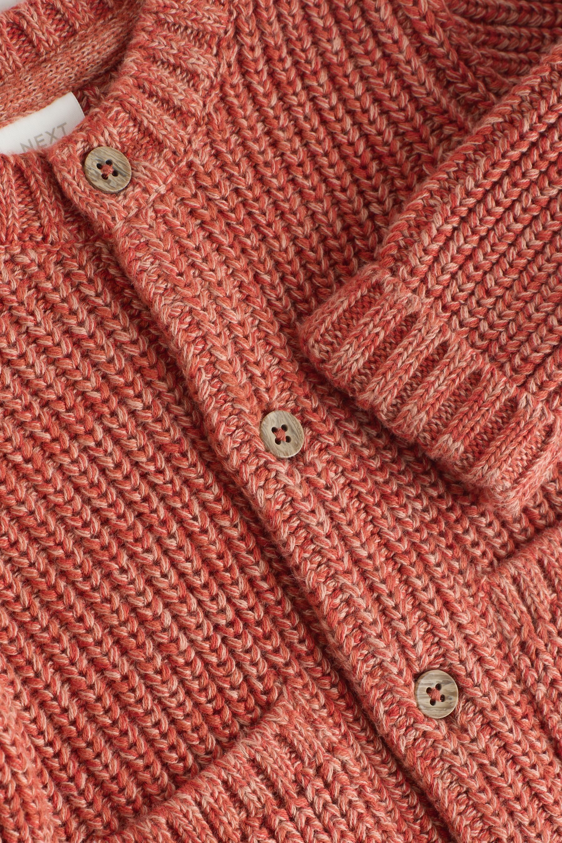 Next Strickjacke Baby-Strickjacke im Kürbis und Schriftzug (1-tlg) – Bild 3 von 5