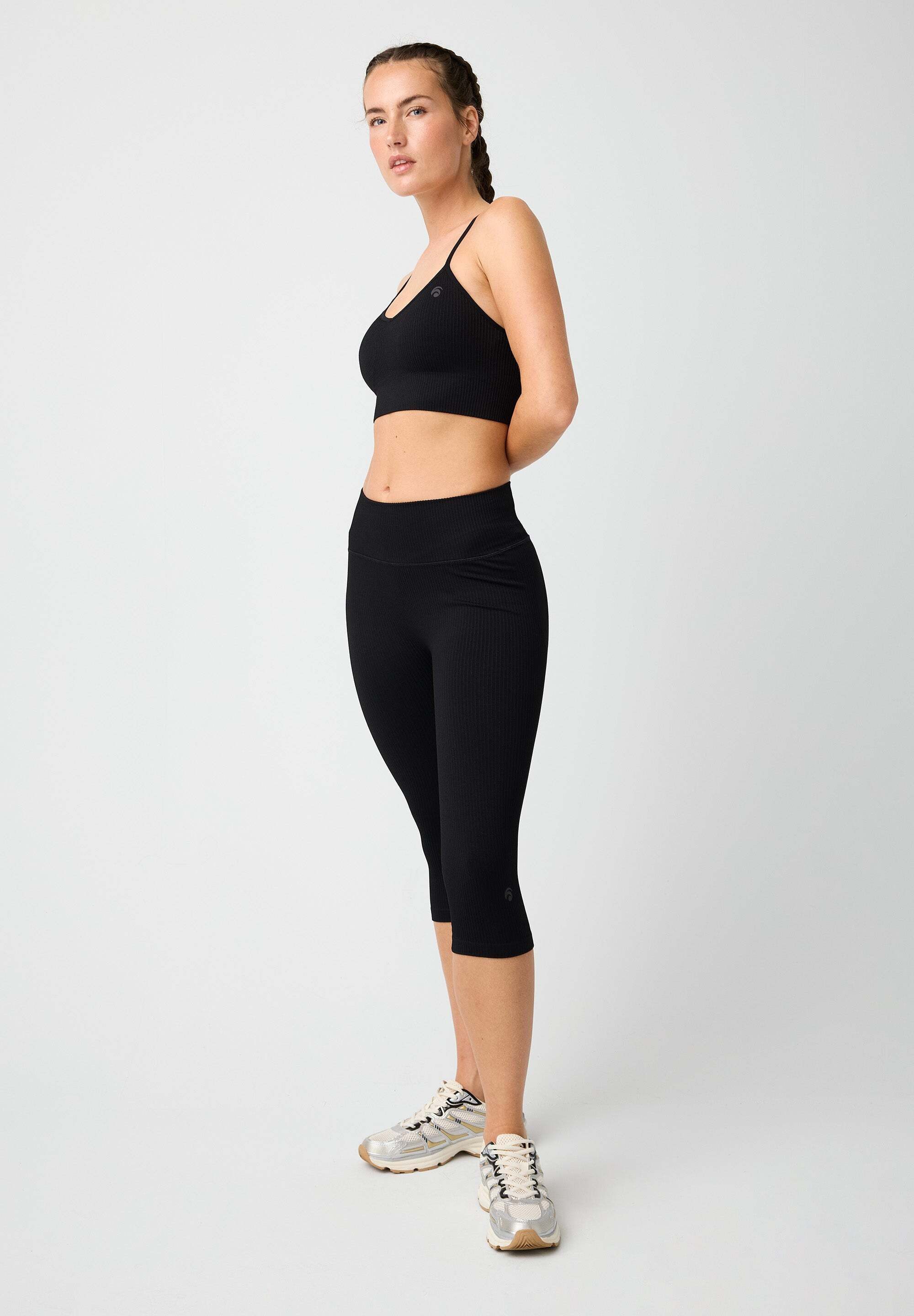 OCEANSAPART Caprihose Maya mit High-Waist-Bund