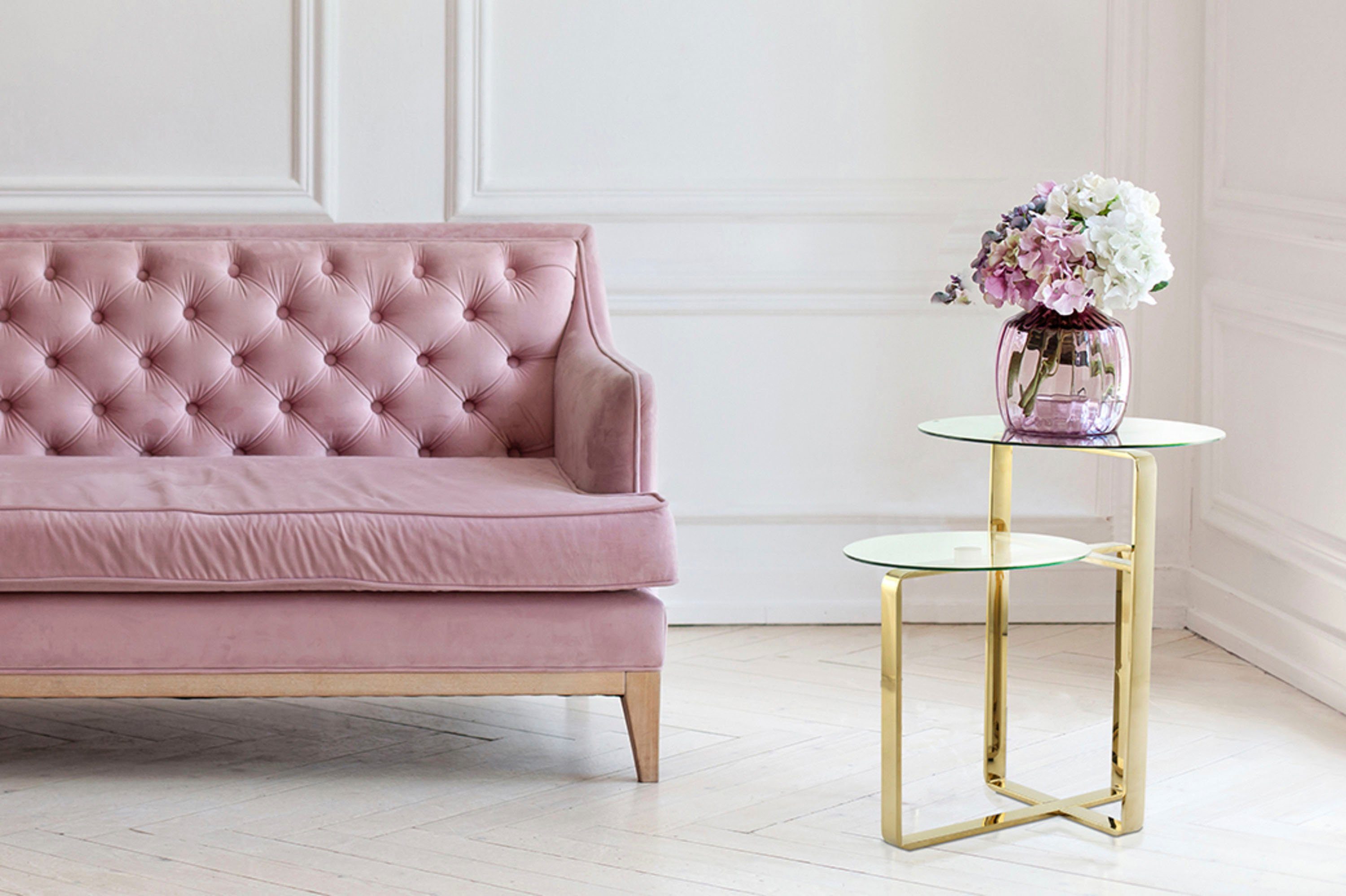 Kayoom Beistelltisch Katris, Ausgefallenes Gestell aus stabilem Edelstahl (1-St), ausgefallenes Gestelldesign aus Edelstahl, zwei Ablageflächen