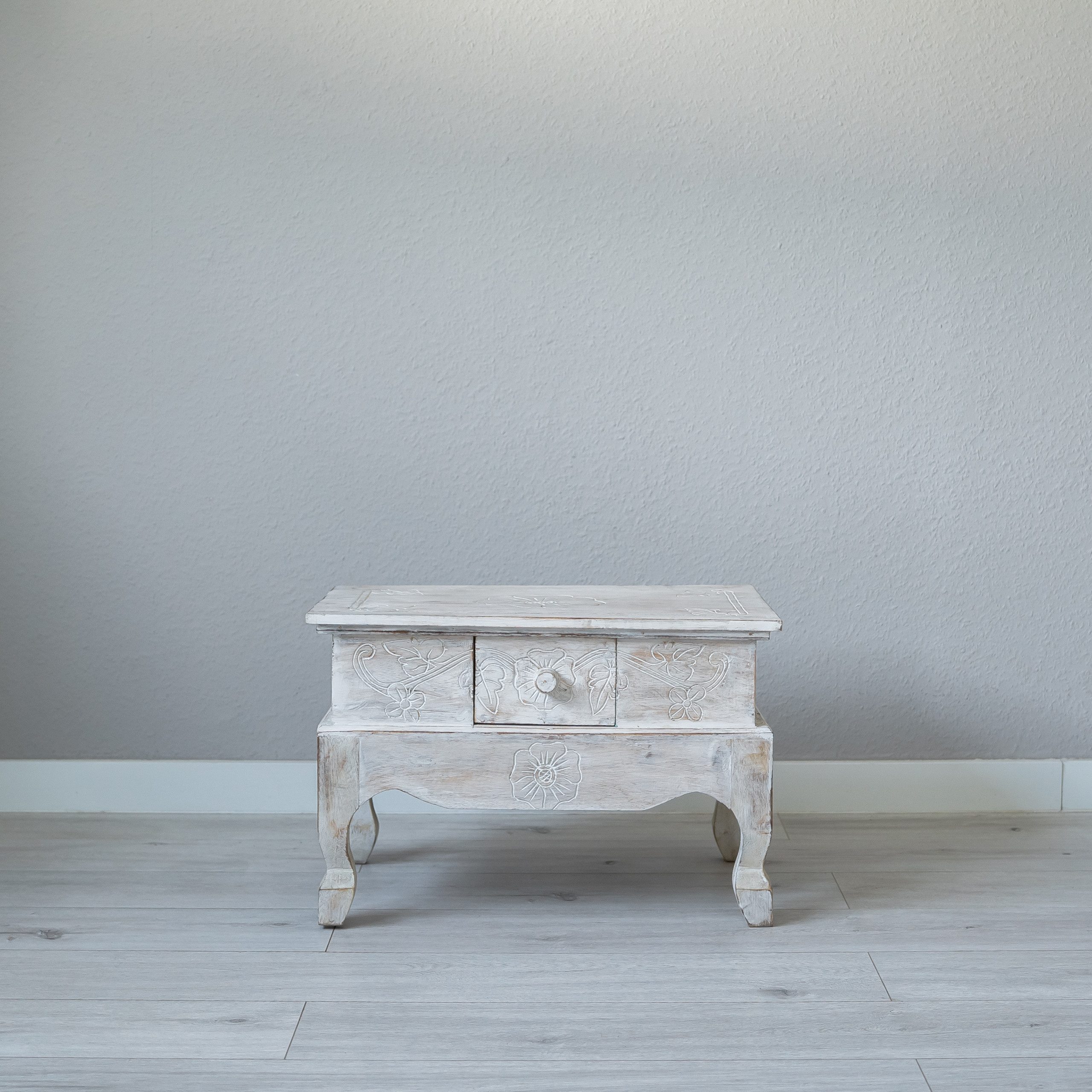 livasia Couchtisch Opiumtisch aus Bali - 59x39cm, handgefertigt