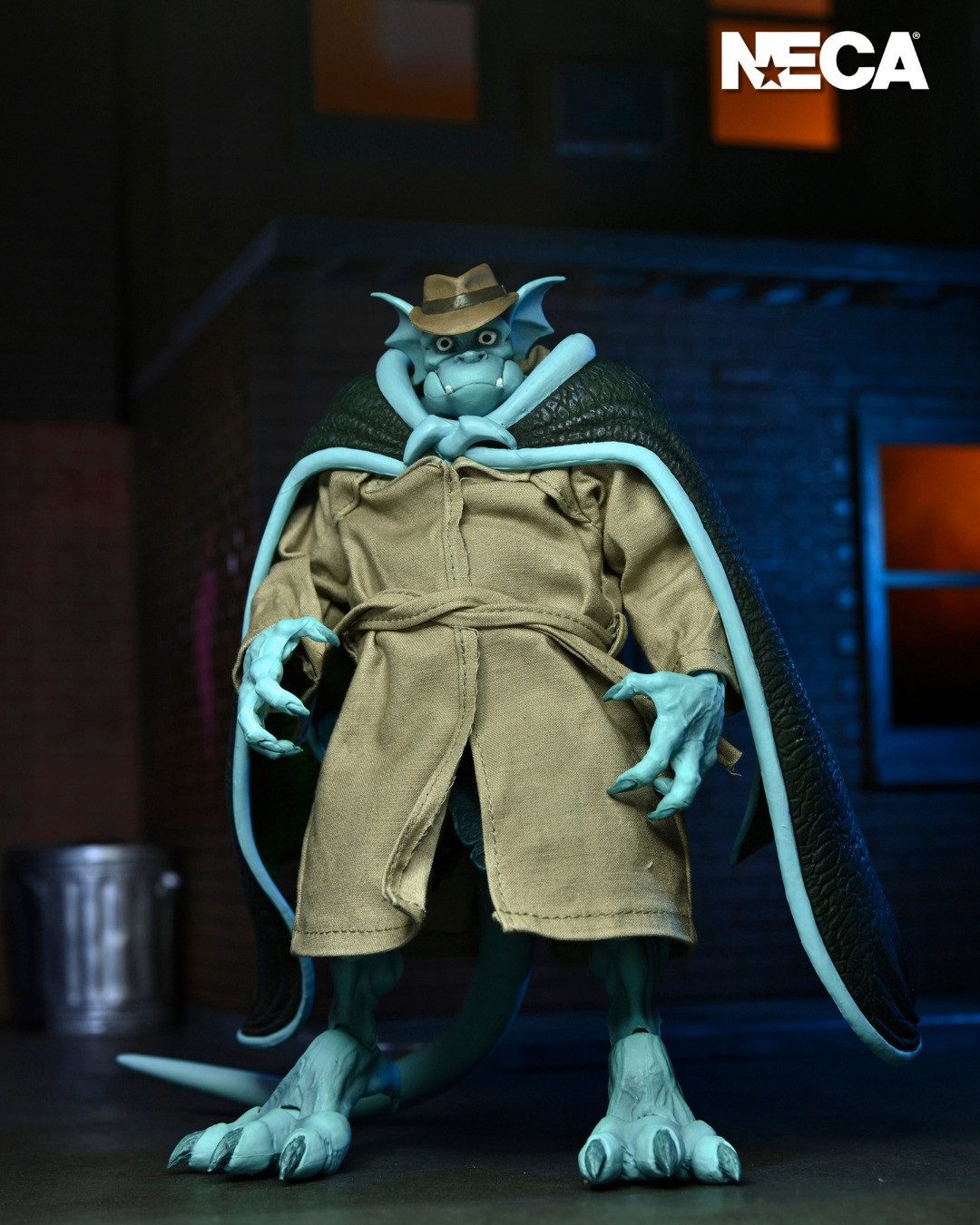 NECA Actionfigur NECA Gargoyles Ultimate Detective Broadway Silver Falcon Actionfigur