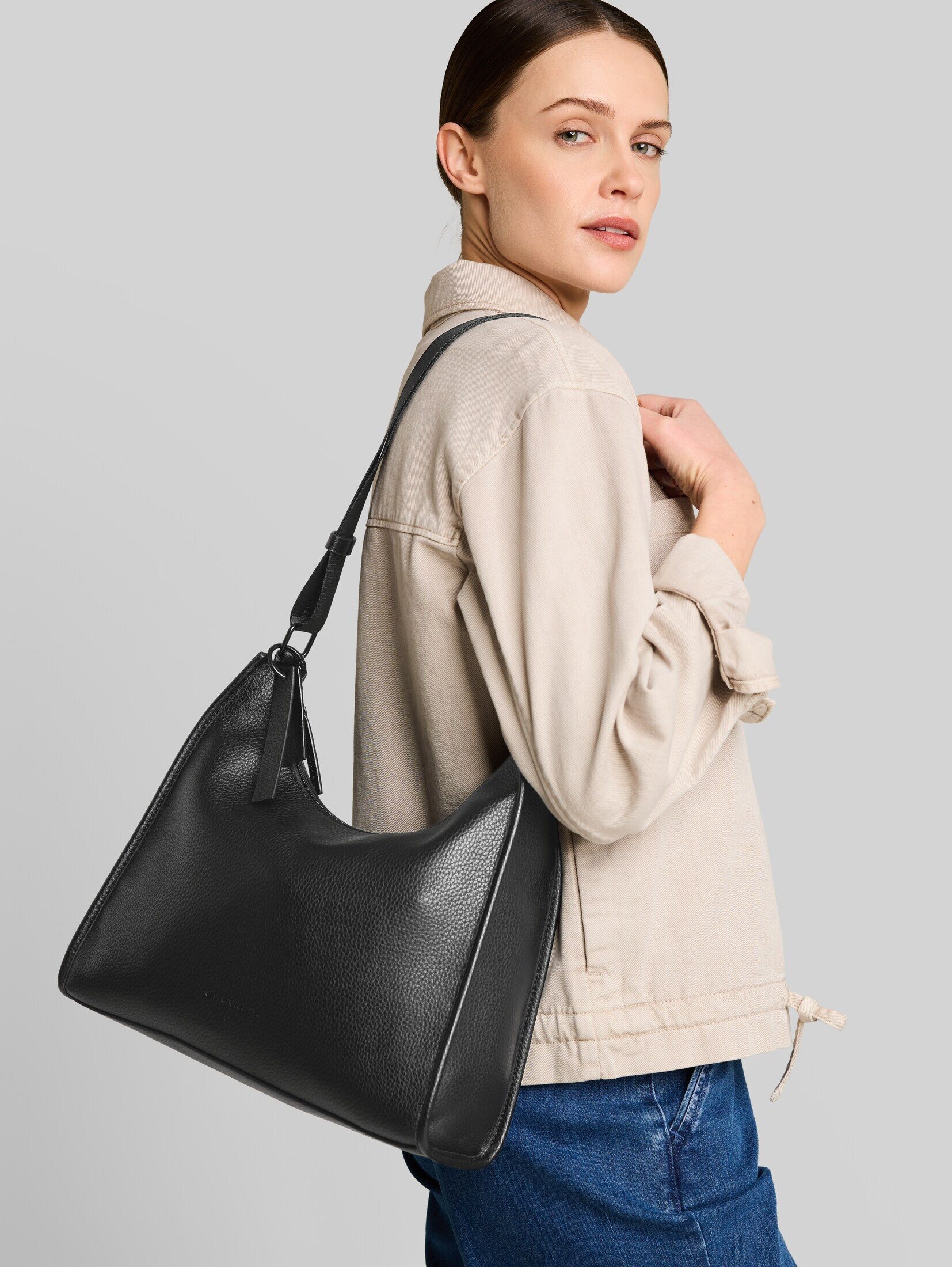 TOM TAILOR Beuteltasche Bags, TTSOLENE M Beuteltasche mit abnehmbarem Anhänger